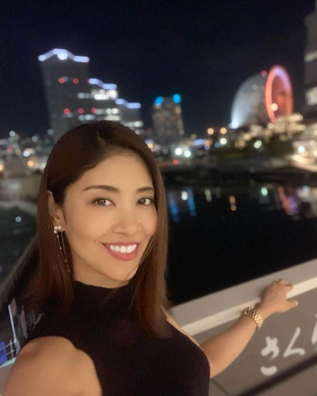Meg（メグ）のインスタグラム：「❤️Yokohama⚓️ . . . . #yokohama #home #bayside #superbodycontest #instafitness #workout #スーパーボディコンテスト #ジム #フィットネス #トレーニング #ボディメイク #パーソナルトレーニング #筋トレ女子 #筋トレ #ダイエット #尻トレ #美尻 #美ボディ#フィットネスモデル #ダンサー #踊れる筋肉 #横浜 #夜景」