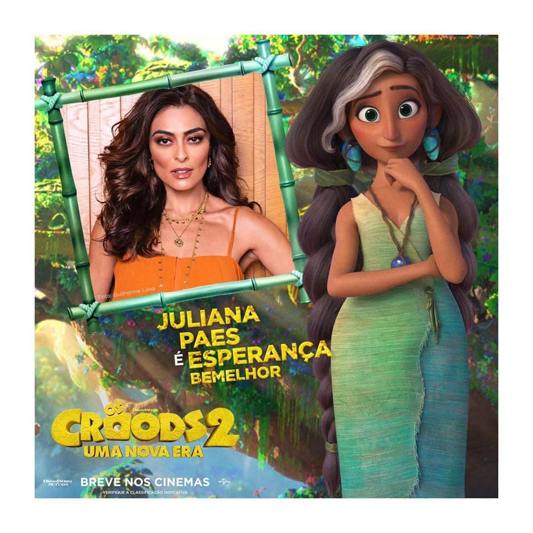 ジュリアナ・パエスのインスタグラム：「Oi Gente! Quem aí assistiu Os Croods? Tenho uma super novidade e tô feliz em anunciar: @Rodrigolombardi e eu, em mais uma parceria! Estaremos em breve nos cinemas com a sequência desta animação, #OsCroods2. Eu vou dar a voz à personagem Esperança Bemelhor, essa aí da foto. Até achei que somos parecidas! O primeiro trailer do filme foi divulgado hoje e vocês podem assistir pelo link que está na bio! #OsCroods2 @universalpicsbr」