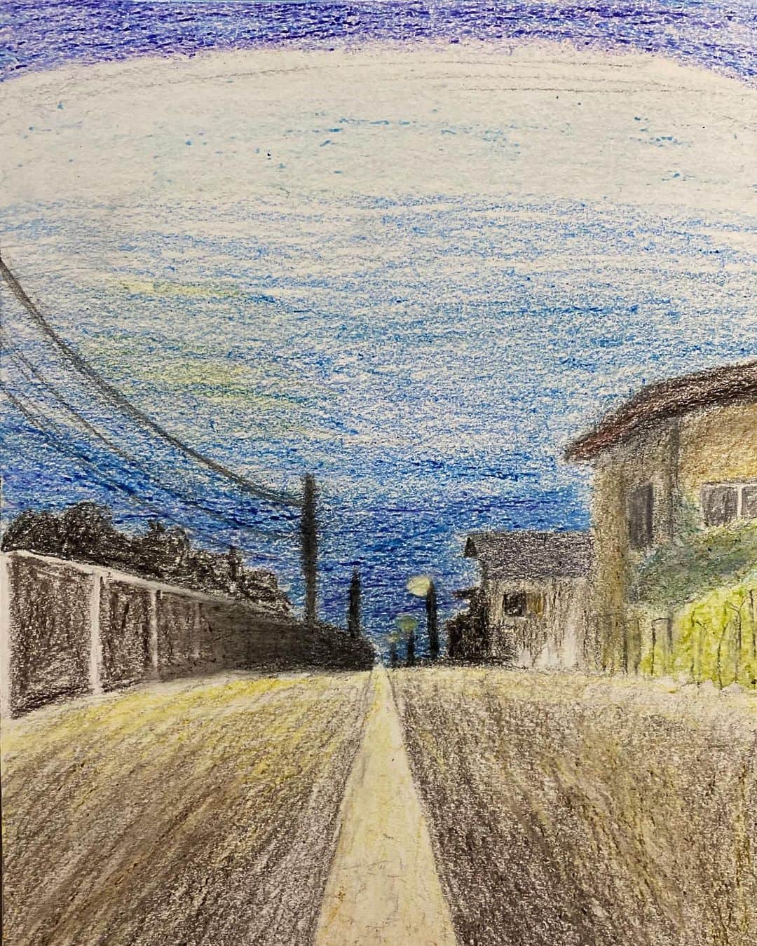 小林柊矢のインスタグラム：「夜道描いた 遠近法が難しいね  #小林柊矢絵画展」