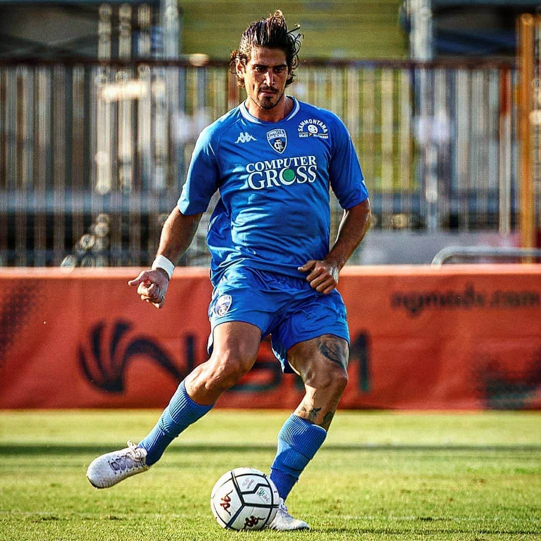 エンポリFCさんのインスタグラム写真 - (エンポリFCInstagram)「Scatti dal Castellani, scatti da #EmpoliVisPesaro 📸📸📸」9月21日 23時18分 - empoli_fc_official