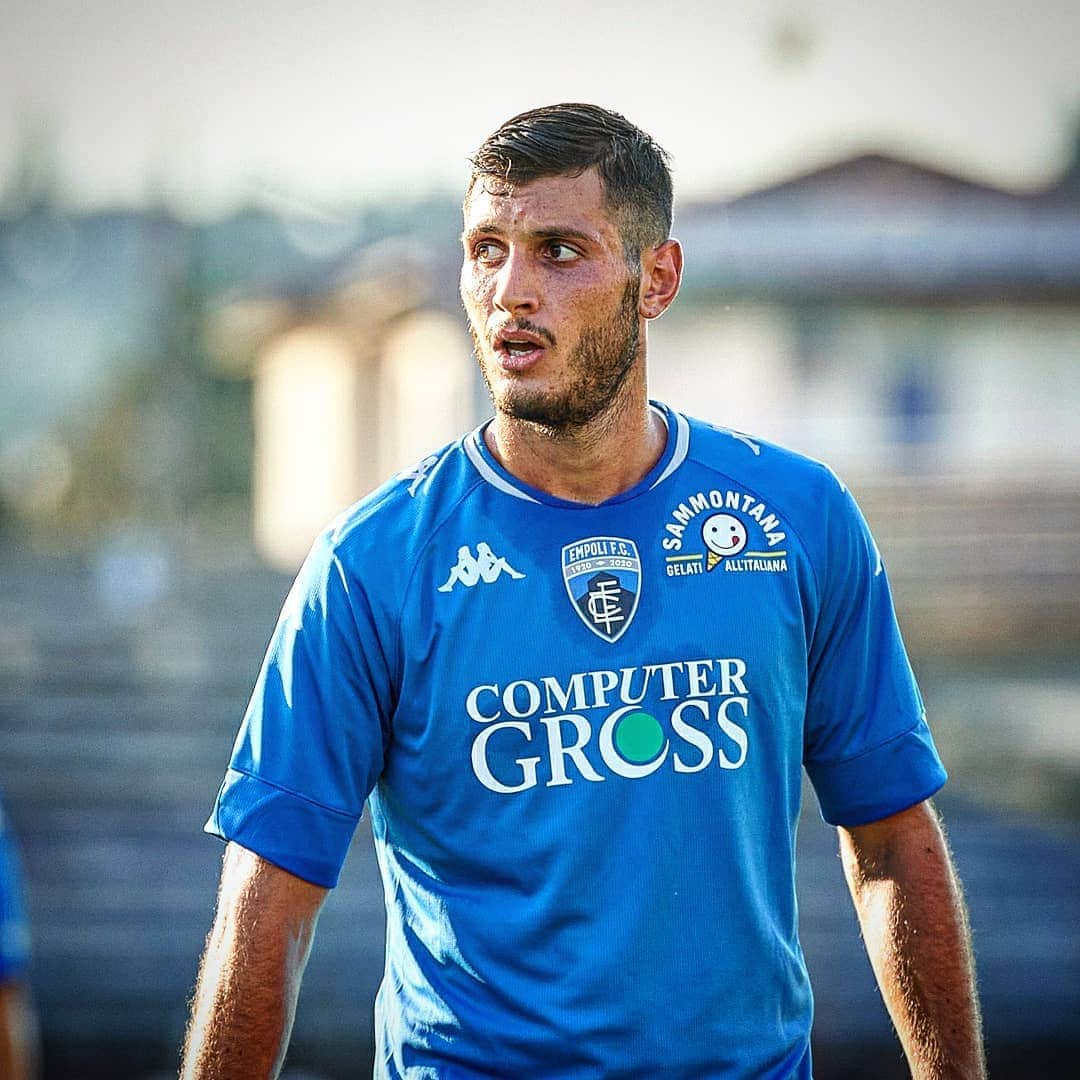 エンポリFCさんのインスタグラム写真 - (エンポリFCInstagram)「Scatti dal Castellani, scatti da #EmpoliVisPesaro 📸📸📸」9月21日 23時18分 - empoli_fc_official