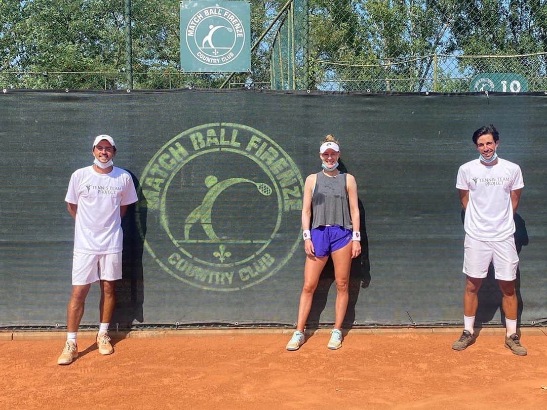 アリソン・リスクのインスタグラム：「grazie mille @matchball_firenze_countryclub ✨🙏🏻🎾#firenze sad to leave this beautiful place! thank you for such kindness!」