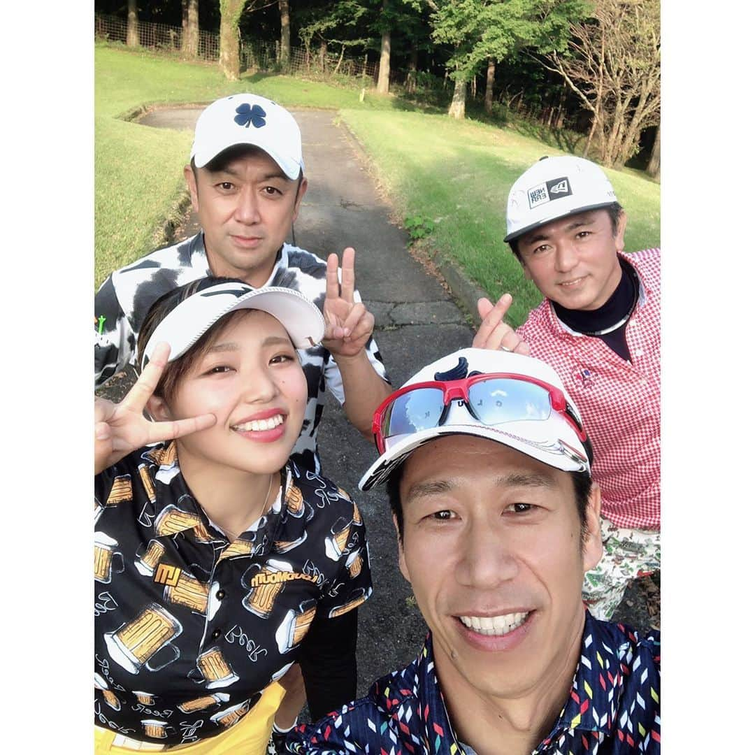 幡野夏生さんのインスタグラム写真 - (幡野夏生Instagram)「#チーム三觜サポーターズday に参加してくださった皆様、ありがとうございました😊❤️ チーム三觜全員で目標に向かって頑張ります🤛❤️ * #箱根湖畔ゴルフコース 男子ツアー出てから、ゴルフのイメージよき！！！⛳️🌈🌟 さ、明日も楽しもう！ * #標高高くてボール飛んでた #標高高いから顔もパンパン #私のエラはどこ * #ジーオーピー #Nexsol #PGM #環境ステーション #Loudmouth #ミズノ #アイインテグレーション * #ゴルフ #ゴルフ女子 #ゴルフスイング #プロゴルファー #YouTuber #プロゴルTuber #MITSUHASHITV #幡野夏生の目指せ賞金女王 #golf #golfswing #jlpga #lpga」9月22日 0時06分 - hatanonnon54