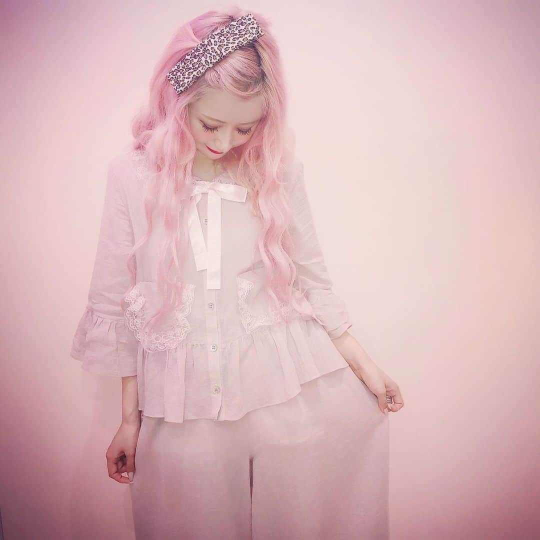 胡桃兎愛のインスタグラム：「ashbury ❤︎ all katie」