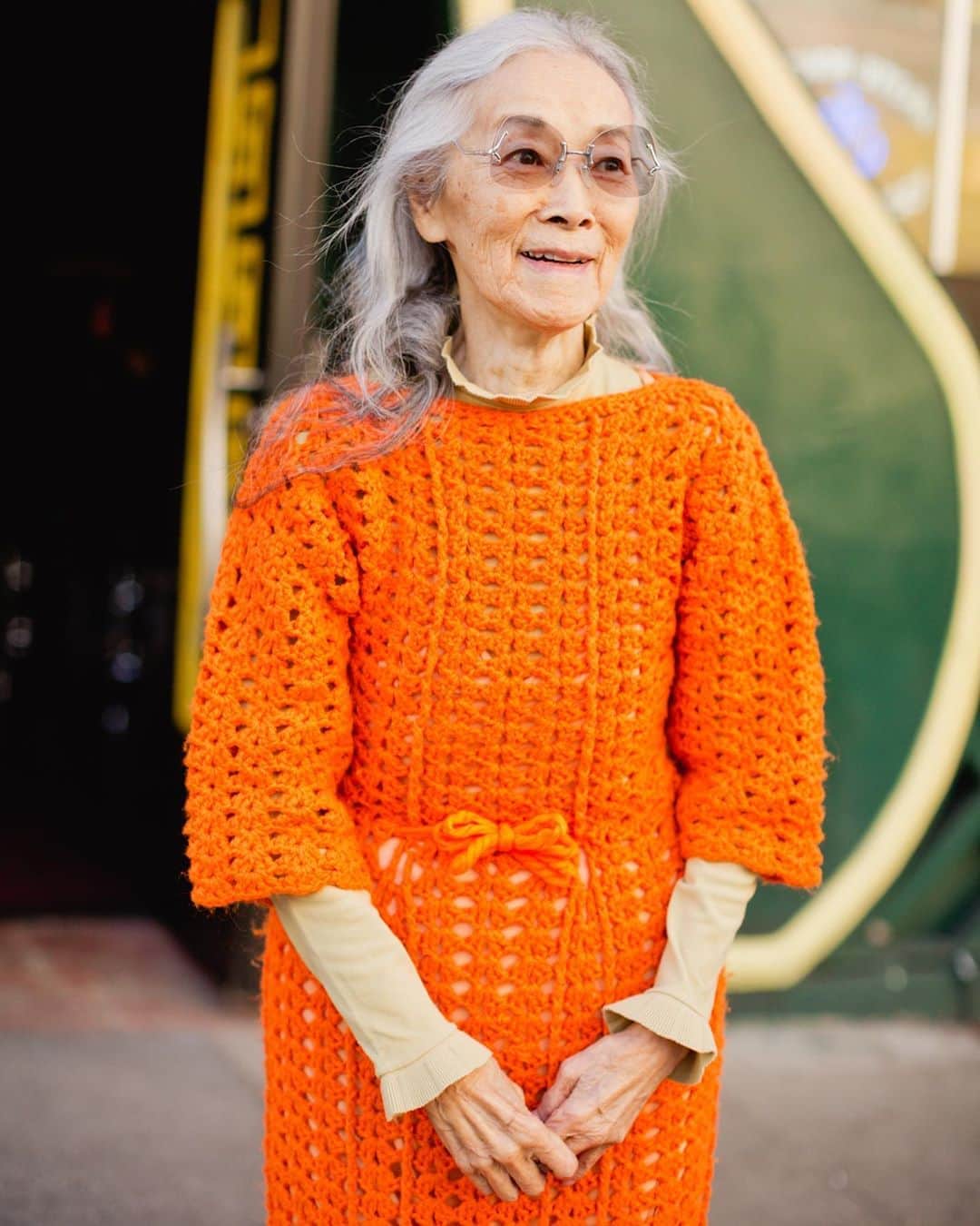 Grace Bonneyのインスタグラム：「We’re @chinatownpretty! We’ll be hanging out here for a few days to share our project, and new book, that celebrates the street style of seniors in Chinatowns across North America. Six years in the making, our project documents the unique style of Chinatown elders: one that weaves together different patterns, textures, eras -- a combination of handmade, custom tailored and gifted clothing.  Their outfits are a gateway for us to learn about their immigration stories, values and wisdoms. We always end our interviews with “What makes a happy life?” So tune in this week to meet some of the stylish, sage and active Chinatown residents.  And check back tomorrow (Tues) for details on a special giveaway!  Pictured: Dorothy Quock, The Jungs, Shi Ping Tang and us!」