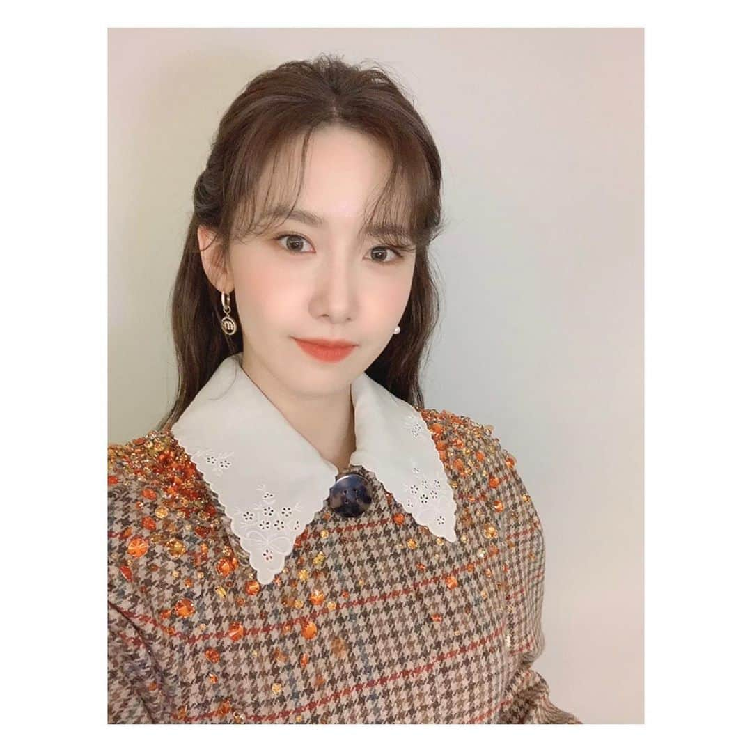 ユナさんのインスタグラム写真 - (ユナInstagram)「🤎 #miumiu  #miumiuss21 #miumiuuntactshow」10月6日 19時57分 - yoona__lim