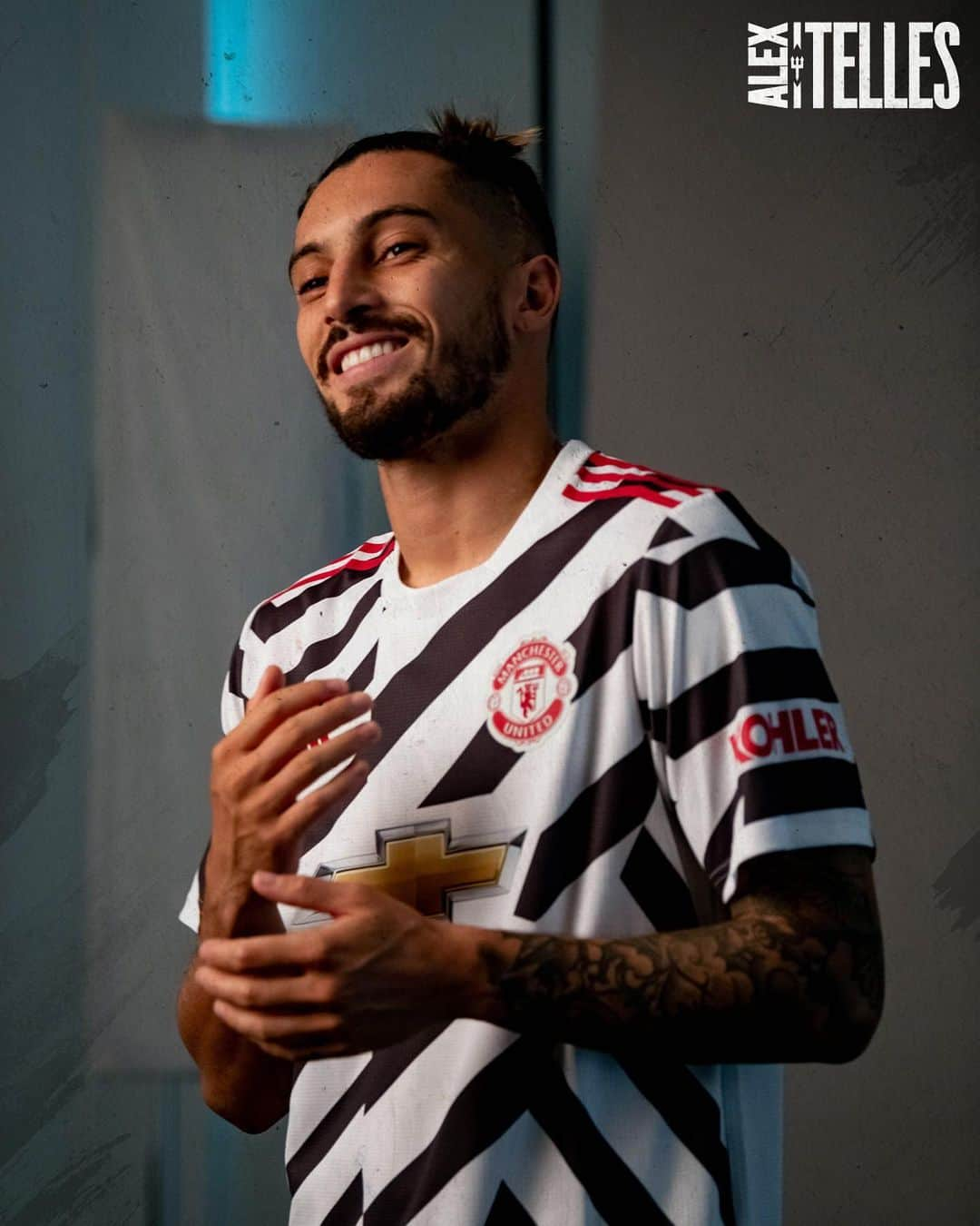 マンチェスター・ユナイテッドさんのインスタグラム写真 - (マンチェスター・ユナイテッドInstagram)「The many faces of #AlexTelles 🥰 #MUFC」10月6日 19時00分 - manchesterunited