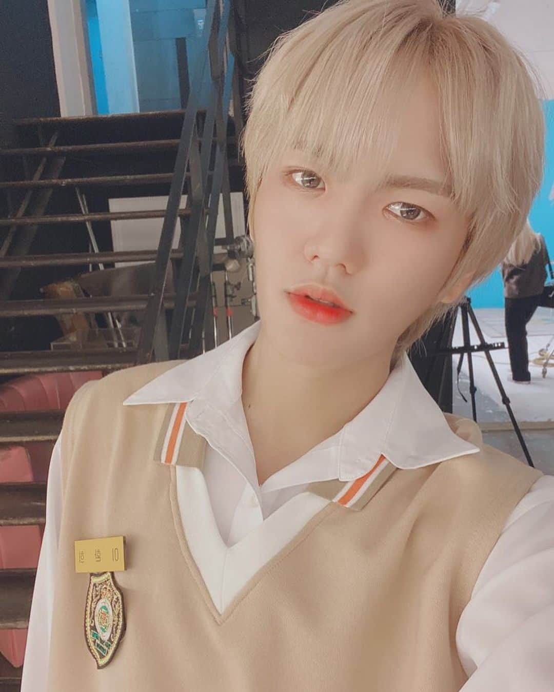UP10TIONさんのインスタグラム写真 - (UP10TIONInstagram)「5학년 6반 56번 이환희 #업텐션 #환희 #이게요즘대세라길래💛」10月6日 19時20分 - u10t_official