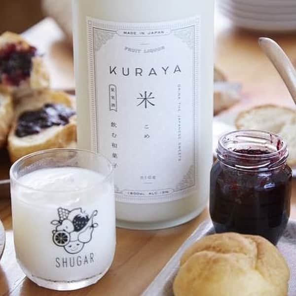 KURAND@日本酒飲み放題さんのインスタグラム写真 - (KURAND@日本酒飲み放題Instagram)「食事の後に余韻を  楽しむために飲むお酒  『KURAYA 米』 ——————————— お酒に関するご質問はオンラインショップでお待ちしております。 おいしかったら #kurand で投稿してください！ ——————————— 日本酒のにごり酒です。トロリとした濃厚な甘い味わいとフルーティーな香りが魅力です。お米の旨味も感じられる贅沢な逸品です。  #kurand #クランド #お酒 #sake #日本酒 #にごり酒 #リキュール #オンラインショップ #通販 #かわいいパッケージ #飲みやすい #KURAYA 米 #トロリ  #森民酒造本家」10月6日 19時55分 - kurand_info