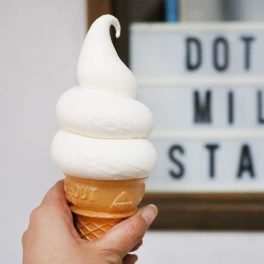 HereNowさんのインスタグラム写真 - (HereNowInstagram)「This Kitakyushu-born ice cream is too perfect to be true!   📍：dotto milk stand（Kitakyushu）  "The ice cream here is just the way I like it! It’s really milky, but light at the same time, and of course, it looks great too. Different seasons see different flavors -- the chestnut and cream flavor in the autumn is exquisite!" Mai Ikeda, owner of TICHECA @mai_ticheca   #herenow #herenowkitakyushu #wonderfulplaces#beautifuldestinations#travelholic #travelawesome #traveladdict#igtravel #instapassport #foodblogger #prettydesserts #fallfood #dessertgoals #dessertfirst #cutefood #japanesesweets #icecream #instajapan #japantour #explorejapan  #北九州 #北九州旅行 #日本旅行」10月6日 10時58分 - herenowcity