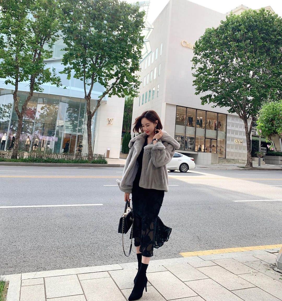 Hyemiさんのインスタグラム写真 - (HyemiInstagram)「날씨가 너모 추워요🙄 겨울이 정말 코앞에  독감주사 다들 맞으셨나요?? 독감주사 엄청 아푸다 해서 무서워요 이번주에 꼭 맞아야지...🥺」10月6日 11時31分 - hinzajoa
