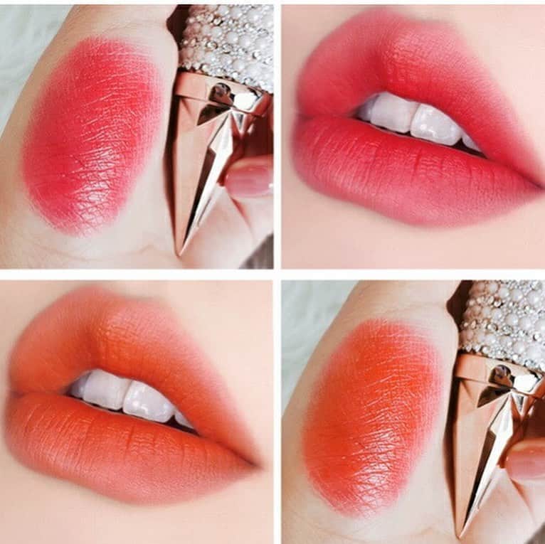 白岩まちこさんのインスタグラム写真 - (白岩まちこInstagram)「≫≫💄... 𝙽𝚎𝚠 𝚌𝚘𝚜𝚖𝚎  ㅤㅤㅤㅤㅤㅤㅤㅤㅤㅤㅤㅤㅤ  "Gracefulsmile"っていうアパレルブランドさんから 初のコスメが出たってことで早速レビュー💄✨ ㅤㅤㅤㅤㅤㅤㅤㅤㅤㅤㅤㅤㅤ  ㅤㅤㅤㅤㅤㅤㅤㅤㅤㅤㅤㅤㅤ ㅤㅤㅤㅤㅤㅤㅤㅤㅤㅤㅤㅤㅤ ☑︎1本３色大人リップ(@gracefulsmile_official)  ¥2,980- ㅤㅤㅤㅤㅤㅤㅤㅤㅤㅤㅤㅤㅤ ㅤㅤㅤㅤㅤㅤㅤㅤㅤㅤㅤㅤㅤ  見るからに女の子が大好きなキラキラっで ゴージャスなペンダント型のケース💄💎 ㅤㅤㅤㅤㅤㅤㅤㅤㅤㅤㅤㅤㅤ ㅤㅤㅤㅤㅤㅤㅤㅤㅤㅤㅤㅤㅤ  ケースを開けて中を見たら ギョッ😳とするような真っ黒なリップ💄 ㅤㅤㅤㅤㅤㅤㅤㅤㅤㅤㅤㅤㅤ ㅤㅤㅤㅤㅤㅤㅤㅤㅤㅤㅤㅤㅤ ㅤ ただ、これがスゴイ😳🙌🏻 ㅤㅤㅤㅤㅤㅤㅤㅤㅤㅤㅤㅤㅤ ㅤㅤㅤㅤㅤㅤㅤㅤㅤㅤㅤㅤㅤ ㅤㅤㅤㅤㅤㅤㅤㅤㅤㅤㅤㅤㅤ ㅤㅤㅤㅤㅤㅤㅤㅤㅤㅤㅤㅤㅤ 1本で３色楽しめるリップなん🤩！(▶︎▶︎スワイプして)  ㅤㅤㅤㅤㅤㅤㅤㅤㅤㅤㅤㅤㅤ ㅤㅤㅤㅤㅤㅤㅤㅤㅤㅤㅤㅤㅤ ㅤㅤㅤㅤㅤㅤㅤㅤㅤㅤㅤㅤㅤ 塗る面で色が変わる魔法のリップ🧙‍♀️‼️  ㅤㅤㅤㅤㅤㅤㅤㅤㅤㅤㅤㅤㅤ ㅤㅤㅤㅤㅤㅤㅤㅤㅤㅤㅤㅤㅤ ・レッド ・オレンジ ・ピンク  の３色。  ㅤㅤㅤㅤㅤㅤㅤㅤㅤㅤㅤㅤㅤ ㅤㅤㅤㅤㅤㅤㅤㅤㅤㅤㅤㅤㅤ ㅤㅤㅤ 防水テストの写真見てもらったら分かるやろけど、 かなり高発色で落ちにくいん😮‼️ㅤㅤㅤㅤㅤㅤㅤㅤ  ㅤㅤㅤㅤㅤㅤㅤㅤㅤㅤㅤㅤ  質感はセミマットかな💋✨  ㅤㅤㅤㅤㅤㅤㅤㅤㅤㅤㅤㅤㅤ ㅤㅤㅤㅤㅤㅤㅤㅤㅤㅤㅤㅤㅤ  直塗りもいいけど、結構高発色やから、 唇の内側に塗って、綿棒で輪郭をボカしていくと、　　 7 枚目みたいなリップになるよ💋 ㅤㅤㅤㅤㅤㅤㅤㅤㅤㅤㅤㅤㅤ ㅤㅤㅤㅤㅤㅤㅤㅤㅤㅤㅤㅤㅤ ㅤㅤㅤㅤㅤㅤㅤㅤㅤㅤㅤㅤㅤ  パッケージもゴージャスで凄かったから、 それは届いてからのお楽しみってことで🤫‼️ㅤㅤㅤㅤㅤㅤㅤㅤㅤㅤㅤㅤㅤ ㅤㅤㅤㅤㅤㅤㅤㅤㅤㅤㅤㅤㅤ ㅤㅤㅤㅤㅤㅤㅤㅤㅤㅤㅤㅤㅤ ㅤㅤㅤㅤㅤㅤㅤㅤㅤㅤㅤㅤㅤ リップの詳細が気になる子は、 公式アカウントのプロフィール欄のURLから飛んで、 ジャンルから《メイクネイル》を選択。 ㅤㅤㅤㅤㅤㅤㅤㅤㅤㅤㅤㅤㅤ ㅤㅤㅤㅤㅤㅤㅤㅤㅤㅤㅤㅤㅤ ㅤㅤㅤㅤㅤㅤㅤㅤㅤㅤㅤㅤㅤ ㅤㅤㅤㅤㅤㅤㅤㅤㅤㅤㅤㅤㅤ そこで《コスメ》を選ぶと出てくるよ🥰✨  ㅤㅤㅤㅤㅤㅤㅤㅤㅤㅤㅤㅤㅤ  ㅤㅤㅤㅤㅤㅤㅤㅤㅤㅤㅤㅤㅤ ㅤㅤㅤㅤㅤㅤㅤㅤㅤㅤㅤㅤㅤ さっ！午後からは撮影用のドレスフィッティングがあるから、家のことパッパ済ませないと😧😧😧！  ㅤㅤㅤㅤㅤㅤㅤㅤㅤㅤㅤㅤㅤ ㅤㅤㅤㅤㅤㅤㅤㅤㅤㅤㅤㅤㅤ ㅤㅤㅤㅤㅤㅤㅤㅤㅤㅤㅤㅤㅤ ㅤㅤㅤㅤㅤㅤㅤㅤㅤㅤㅤㅤㅤ ㅤㅤㅤㅤㅤㅤㅤㅤㅤㅤㅤㅤㅤ ㅤㅤㅤㅤㅤㅤㅤㅤㅤㅤㅤㅤㅤ  #新作コスメ #コスメレポ#コスメレビュー#リップメイク #コスメ#新作コスメ#マスクメイク #コスメ紹介#コスメ好き#コスメオタク#コスメレポ#コスメ部#メイク動画#メイク#コスメマニア#PR#ライバルはデパート#Gracefulsmile #1本3色#大人リップ#リップ#新作リップ #ティントリップ」10月6日 12時04分 - machichas