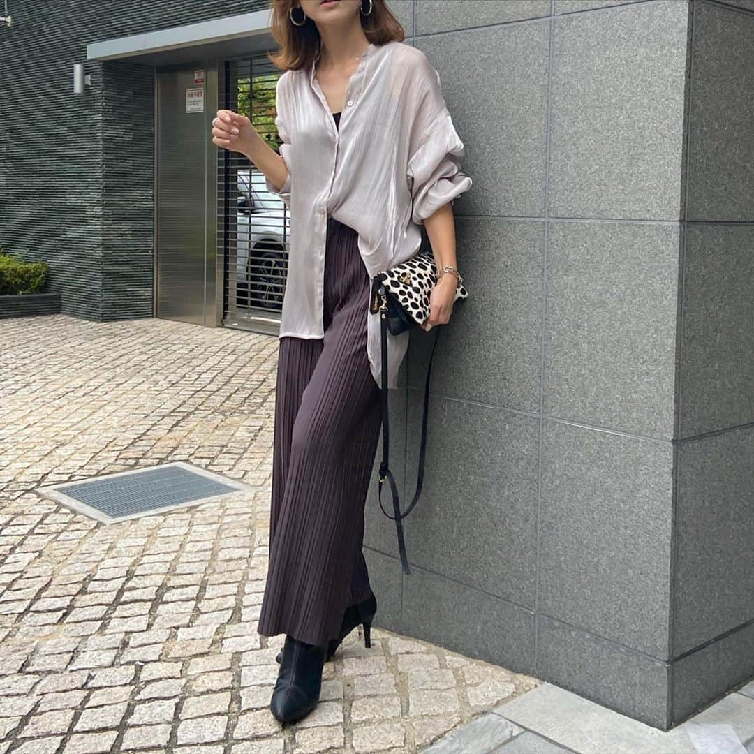 DHOLIC SNAPのインスタグラム：「@midopeiさんの#dholicsnap⁠ 　⁠ PANTS：@dholic_official⁠ 　⁠ 【LADIES】⁠ #リボンイージープリーツパンツ⁠ 全4色￥2,442(税込)⁠ 　⁠ みなさんもぜひ#dholicsnap をつけて⁠ コーディネートを投稿してください📸💕⁠ 　⁠ ※上記以外のご着用アイテムにつきましては品切れ商品、または、私物となります。⁠ 　⁠ #DHOLIC#dholicism#fashion#ootd⁠ #プチプラコーデ#今日のコーデ#今日の服⁠ #大人ファション#カジュアルコーデ#きれいめカジュアル⁠ #パンツコーデ#プリーツパンツ#ワントーンコーデ」