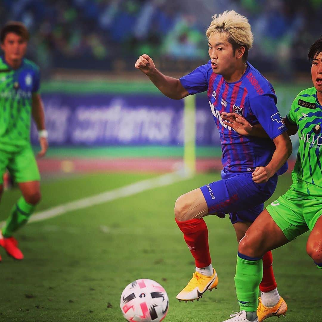 FC東京オフィシャルグッズさんのインスタグラム写真 - (FC東京オフィシャルグッズInstagram)「🔵🔴 vs #湘南ベルマーレ  FC東京でのJ1デビューを果たす。 踏み出した大きな一歩。 @kiwara_miyazaki  @fctokyoofficial  #宮崎幾笑 #FC東京 #fctokyo #tokyo」10月6日 12時42分 - fctokyoofficial