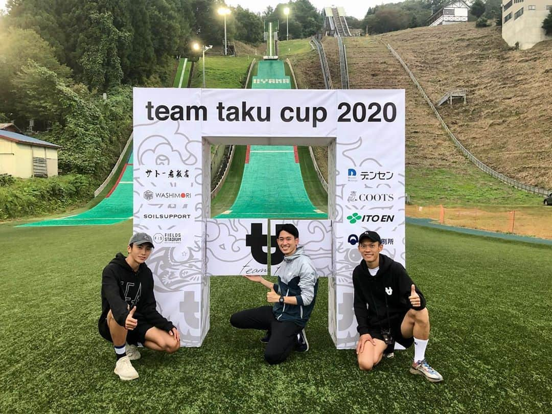 重盛赳男のインスタグラム：「NBSみんなの信州⛷ おととい開催！「team taku cup 2020」を紹介します！ . ソチ五輪団体銅メダル・竹内択選手と永峯寿樹選手のチームタクが主催したスキージャンプの記録会。 新型コロナで大会がない子どもたちのためにと開催。 アットホームだけど本格的な大会に、子どもたちも楽しんでいました！ . NBSみんなの信州は、先週から夕方6時9分スタート！ . #nbs #長野放送 #みんなの信州 #スキージャンプ #teamtaku #チームタク #竹内択 選手 #永峯寿樹 選手 #重盛赳男 #アナウンサー」