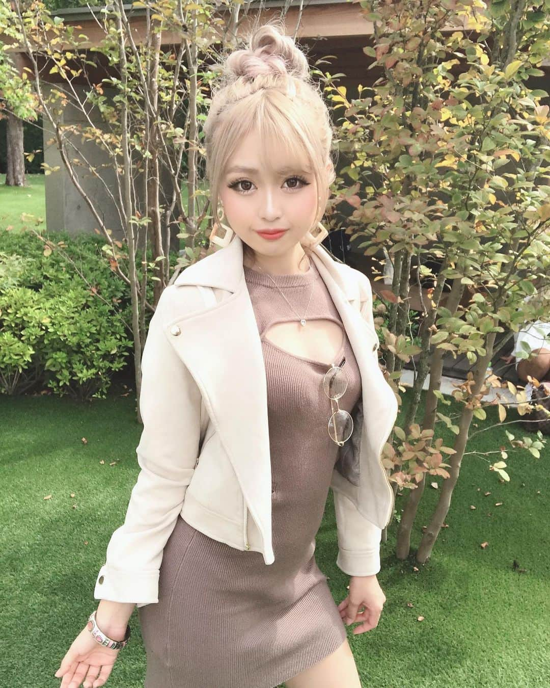 雨宮由乙花さんのインスタグラム写真 - (雨宮由乙花Instagram)「秋コーデ🍠🍁🍄 ﻿ ﻿ eggの撮影で公園にきた💋﻿ ﻿ アスレチックたのしみーー！！！😍﻿  撮影者 : ゆうちゃみ 。‪‪❤︎‬ ﻿ #egg #eggモデル #ゆずコーデ #秋コーデ」10月6日 13時13分 - _pinkbunnygirl_