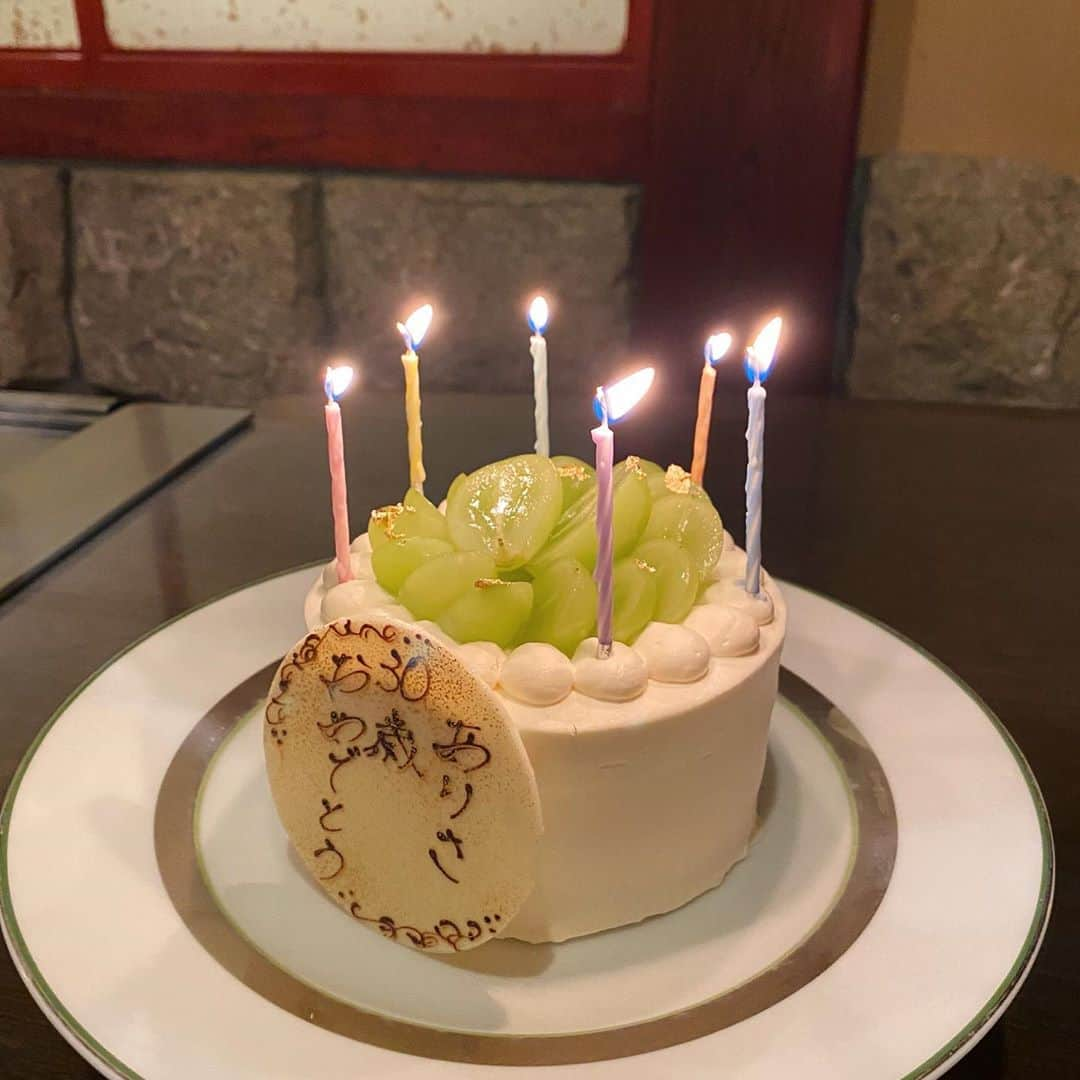 菜香のインスタグラム：「ありさHappy Birthday🎂💓 テーマは大人の女性ってことで ちょっとオシャレして銀座ディナー🥂 今年もお祝いできて嬉しいよ♡ 大好きだよ♡ 出逢えてよかったよ♡ いつもありがとう♡ なんだろうな、このメンバーは本当にずーっと昔から知ってるような感覚なんだよなぁ🤔 本当に不思議...🤔❤️ これからもくだらないことで笑って、毎回同じようなことを永遠と語って、ほっこりできる場所でありますように♡ ありさ本当におめでとう🥰」