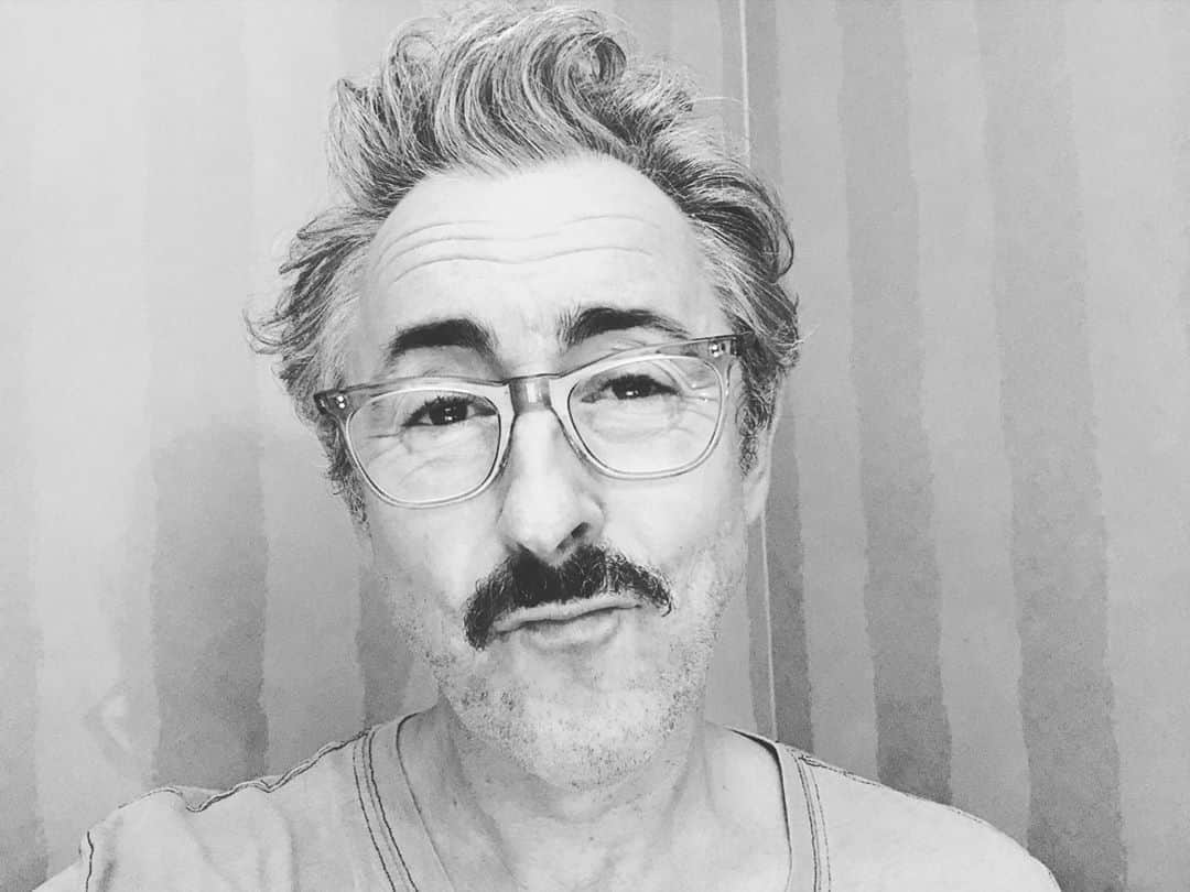 アラン・カミングさんのインスタグラム写真 - (アラン・カミングInstagram)「New lewk」10月6日 13時51分 - alancummingreally