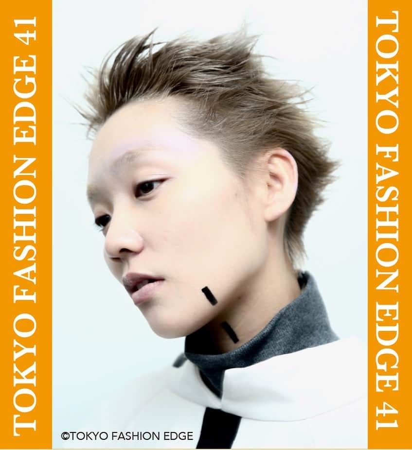 東京ファッションエッジ／プロフェッショナル東京のインスタグラム：「TOKYO FASHION EDGE 41号に掲載の美容師さんをご紹介します✂️  けんた SLOW FLOW/RITA. @kenta_slowflow_rita   Hair : けんた Make : 谷村唯 Photo : けんた  ----------------------------------------------------  #東京ファッションエッジ #tokyofashionedge #profeshionaltokyo #クリエイティブヘア #creative #クリエイティブヘアスタイリスト #creativehairstylist #hair #ヘアスタイル hairstyle #ヘアカラー #hair color #メイク #make #makeup #ファッション #fashion #美容師 #ヘアスタイリスト #hairstylist #hairstylistjapan #美容学生 #modersalon #colorsync #hairtransformation #hairinspo #hairofinstagram #美容学生と繋がりたい  #fashionista #フォトコンテスト #photocontest #contest   ----------------------------------------------------」