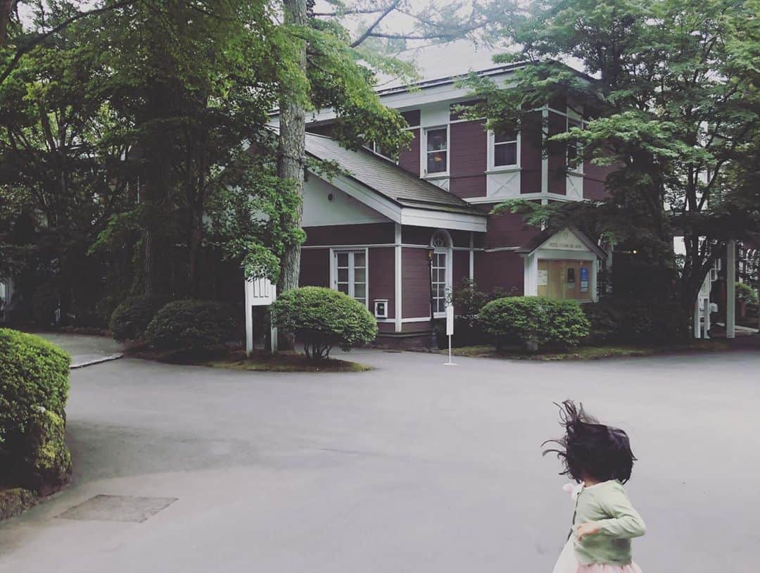 犬山紙子さんのインスタグラム写真 - (犬山紙子Instagram)「かわいいホテルだった😊 #いぬチャゲ」10月6日 15時04分 - inuyamakamiko