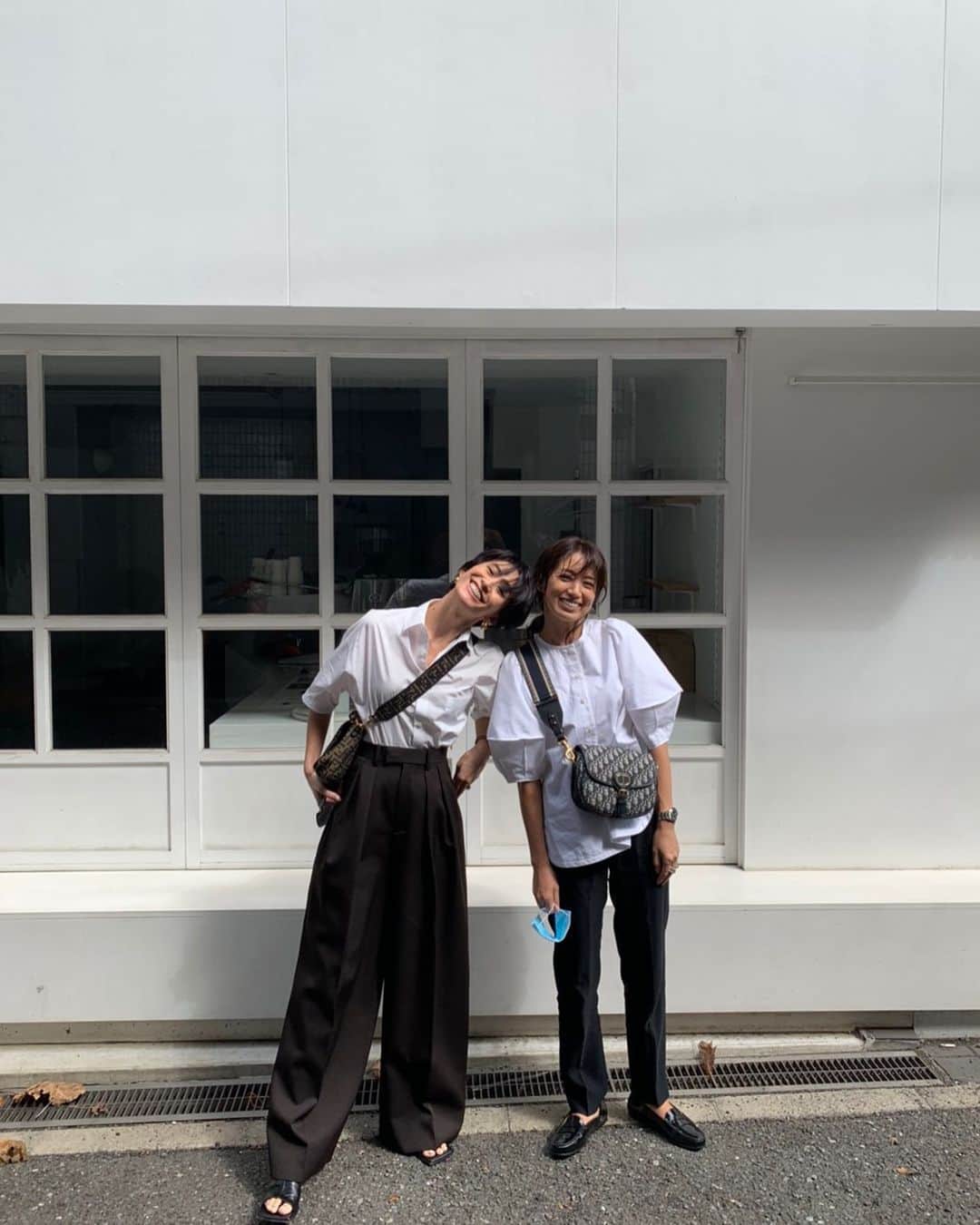 東原亜希さんのインスタグラム写真 東原亜希instagram 撮影終わるに連れて寂しくなるほど楽しかったマリアとの撮影 マリアのインスタには座りバージョンなので私は立ちの写真を 来月のveryもお楽しみに Mariakamiyama Veryweb Jp Verystore Jp Shizunan