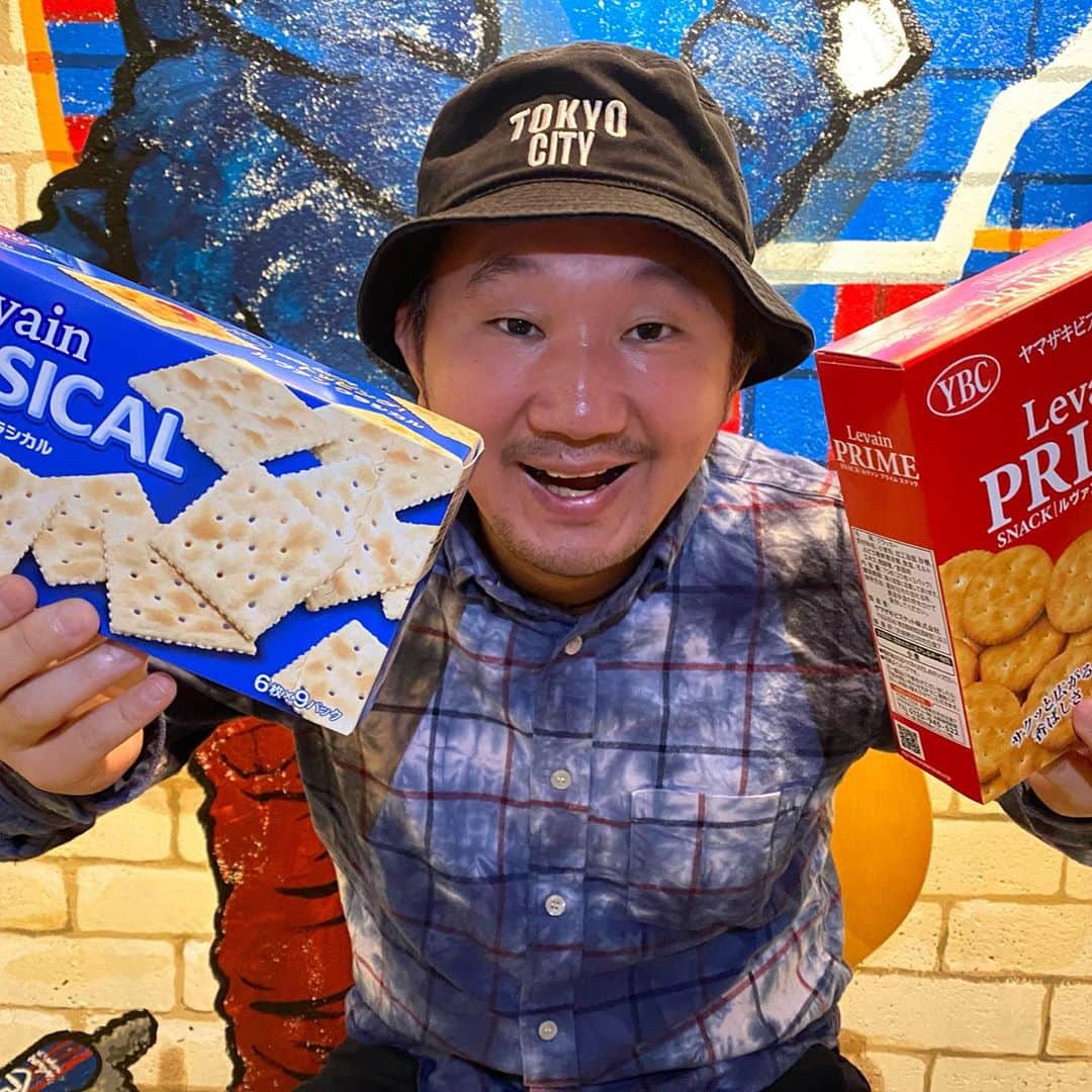 植田朝日のインスタグラム：「🔵🔴﻿ ﻿ 今宵はルヴァンパーティーで前夜祭かな⁉️笑﻿ ﻿ ルヴァンを愛す者が勝負を制す‼️﻿ ﻿ そして、勝利のカラーは青赤でしょ！w﻿ ﻿ バモ トーキョー﻿ ﻿ #tokyo12 #fctokyo #ルヴァンカップ」