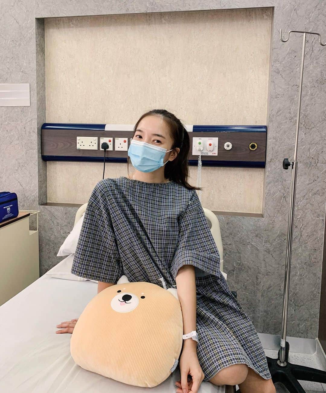 STEPHY YIWENのインスタグラム：「終於來到這一天了 已經準備好迎接 為了自己的健康 必須堅強下去💪🏼」