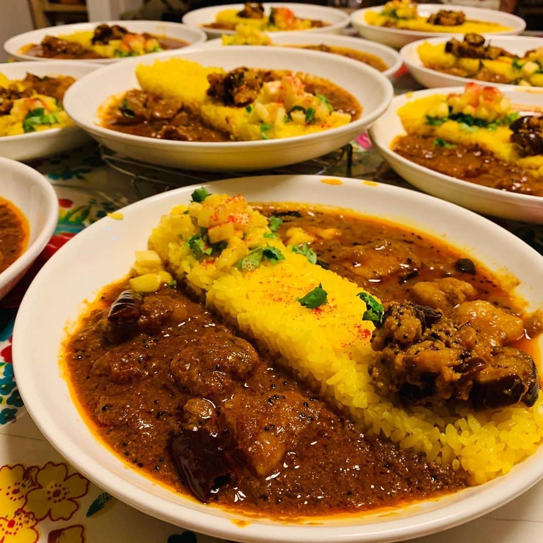 一条もんこさんのインスタグラム写真 - (一条もんこInstagram)「スパイス料理とカレーの料理教室『Spice Life』。  大人気のポークビンダルレッスン追加しました。 酸味、辛味、甘味の三位一体。 失敗なく美味しく作れます。 #料理教室#Spice Life#スパイスライフ#渋谷#カレー#curry#カレー教室#レッスン#スパイス#スパイスカレー#スパイス料理#ポークビンダル#発酵#成功率高し#日本一アットホーム#かもしれない#年内満席です#かもしれない#一条もんこ」10月6日 16時24分 - monko1215