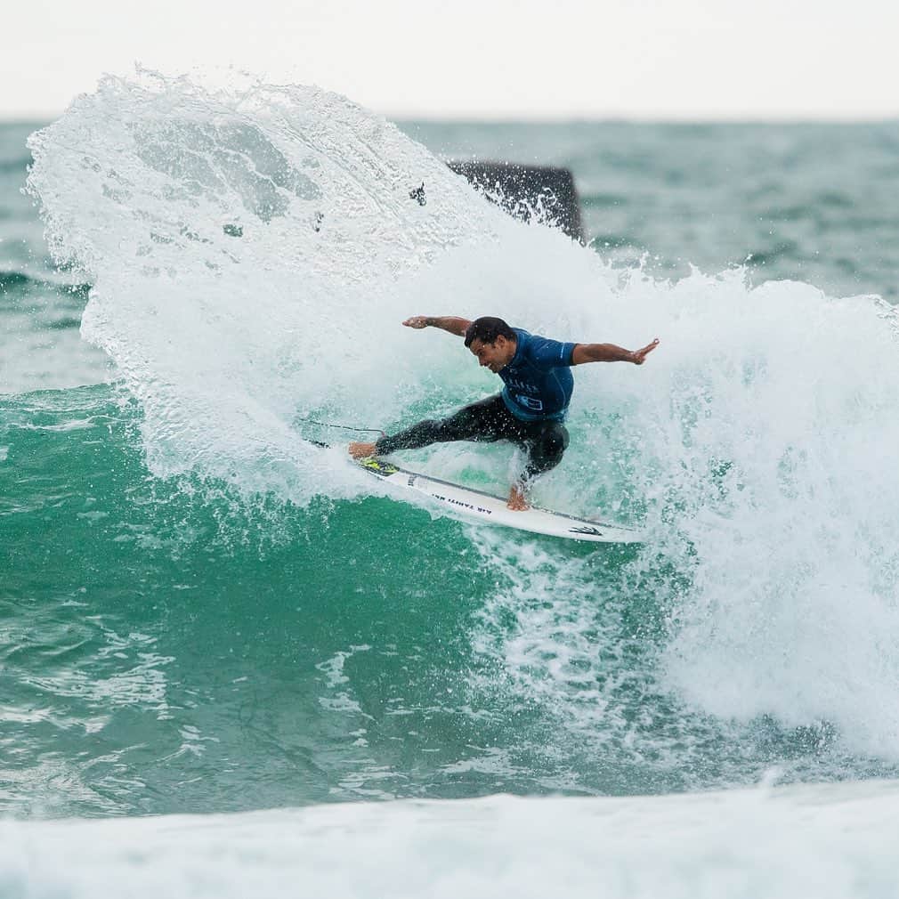ミシェル・ボレーズのインスタグラム：「The French rendez vous . #anglet @wsl @redbullfrance」