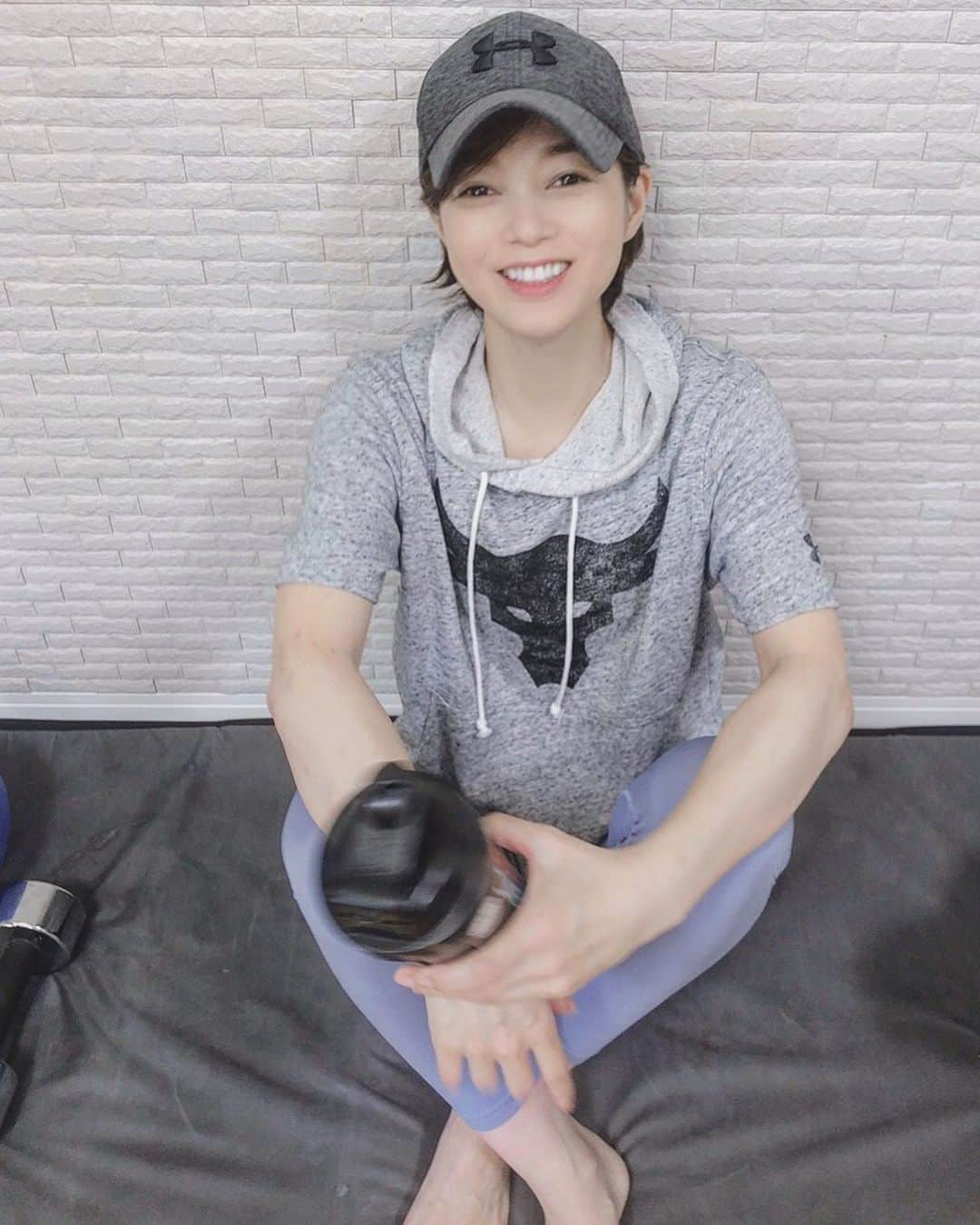 いかりさとみのインスタグラム：「お疲れさま！　#afterworkout」