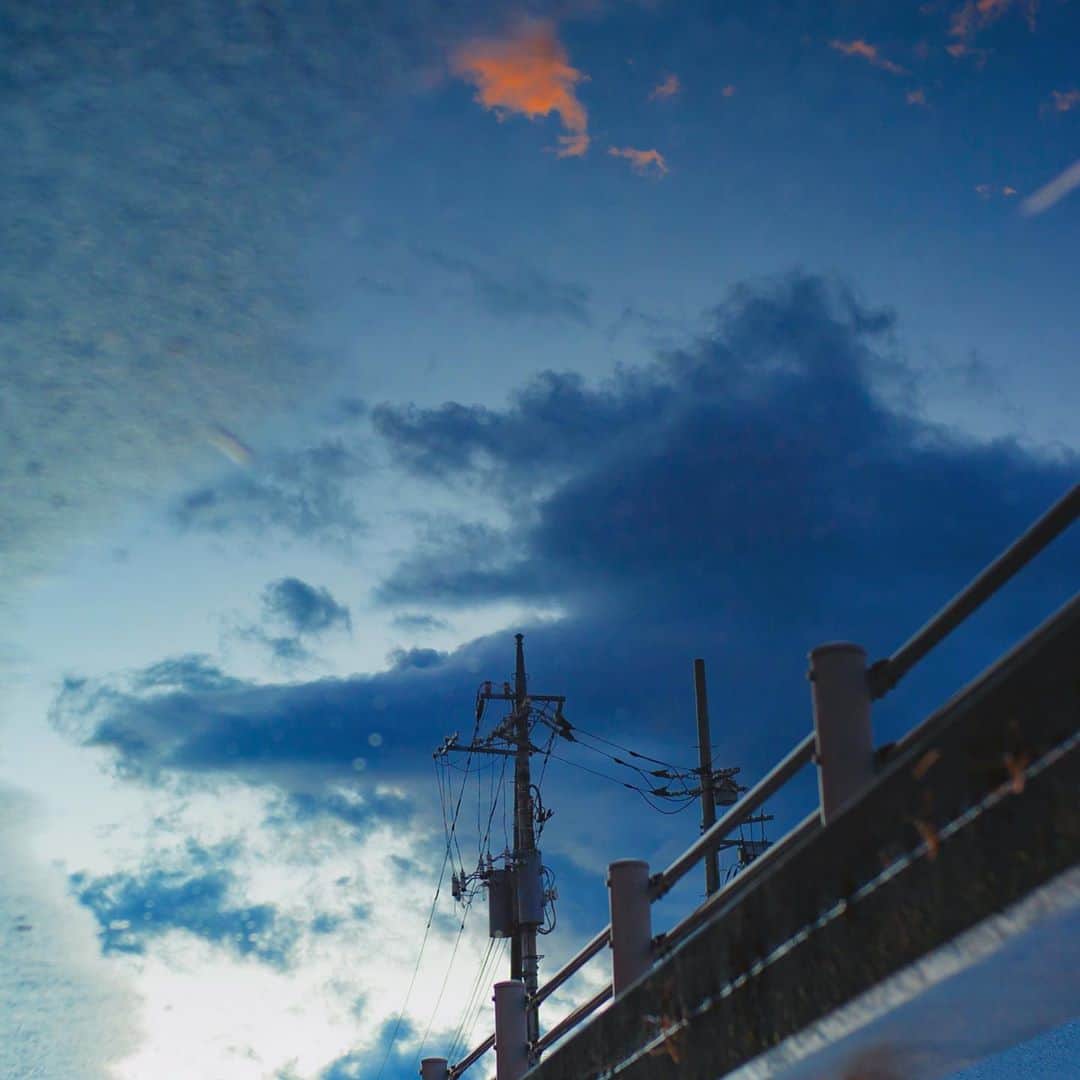 国分真央さんのインスタグラム写真 - (国分真央Instagram)「.﻿ 雨上がりを歩く﻿ ﻿」10月6日 18時13分 - mao_kokubu