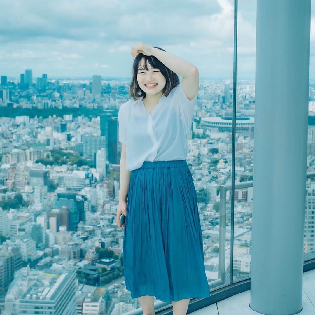 小武芽生さんのインスタグラム写真 - (小武芽生Instagram)「山じゃなくて、街中の高いところに遊びに行ったとき🏙  With @yuki_hiroshige   #shibuyasky #渋谷スカイ」9月22日 10時37分 - mei_kotake