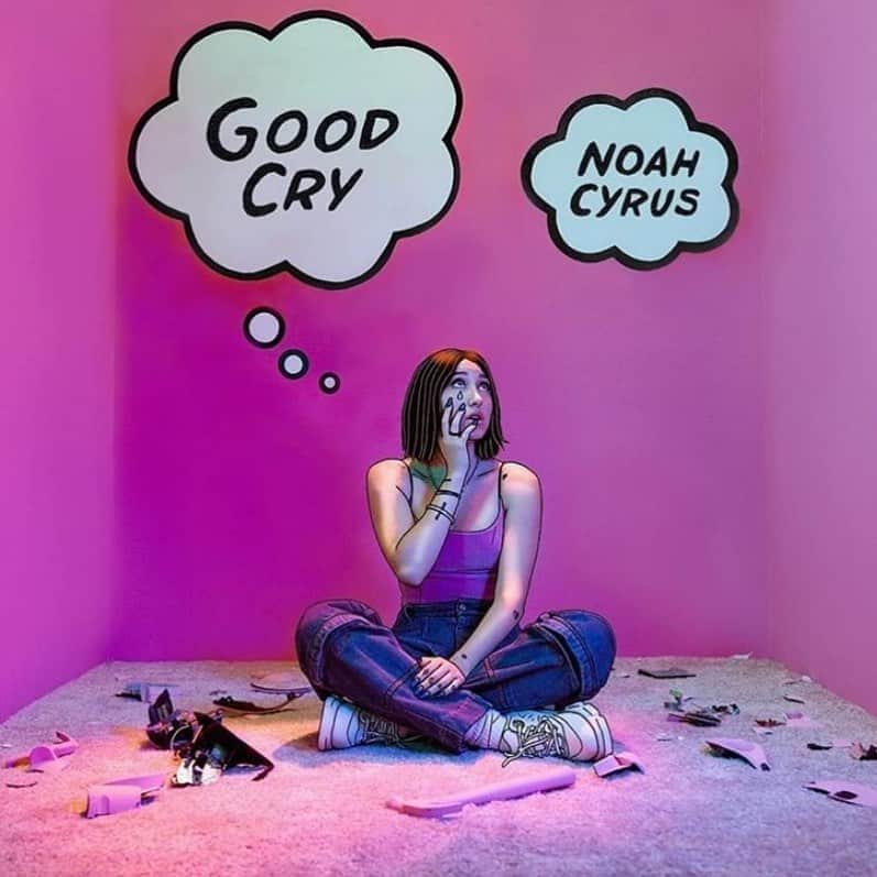 ノア・サイラスさんのインスタグラム写真 - (ノア・サイラスInstagram)「my first ep ‘Good Cry’ came out 2 years ago today.  time flies.  i’ve been through so much since then.  putting this ep out and going on tour during one of the most depressive times in my life was so hard. every day felt like lifting 100lb weights just to get out of bed.  the ache in my chest from the pain felt unbearable.. at 18 i didn’t think i was going to be here for a 20th birthday soon to be 21.  they felt 1000 years away. it seems impossible... i was so sad.  so hurt. and so scared.  thank you to everyone that’s been by my side during all of my progression and the times where it felt like i was regressing.  every day is work when it comes to your mental health and personal battles. not every day is going to be hell and not every day is going to be perfect.  i’m still figuring that out.  thank you Cyrens for being patient... (I STILL AINT PUT OUT NC-17) thank you for understanding how growing up so publicly was hard on me.. thank you for your support and continuing to grow with me.  these 2 years have had many ups and downs but my friends, family, and fans are what kept me (somewhat) sane lol.   this ep means so much to me and always will.. i always have written nothing but the truth and this ep was exactly that. i still stand with needing a good fuckin cry every once in awhile.  i know that pain is something we HAVE to feel and experience. i owe this album so much. it tought me so much about myself... and looking back at myself then to sho i am now i just want to run back in time and give that Noah a huge ass hug.. as she was breaking ever so slowly.  i’m so happy that i was able to create something that everyone relates to... i turned the pain into something beautiful that others can sing, cry, or smile to and nothing makes me feel more purposeful than that. i love you all thank you so much for everything 🤍🥺」9月22日 10時55分 - noahcyrus