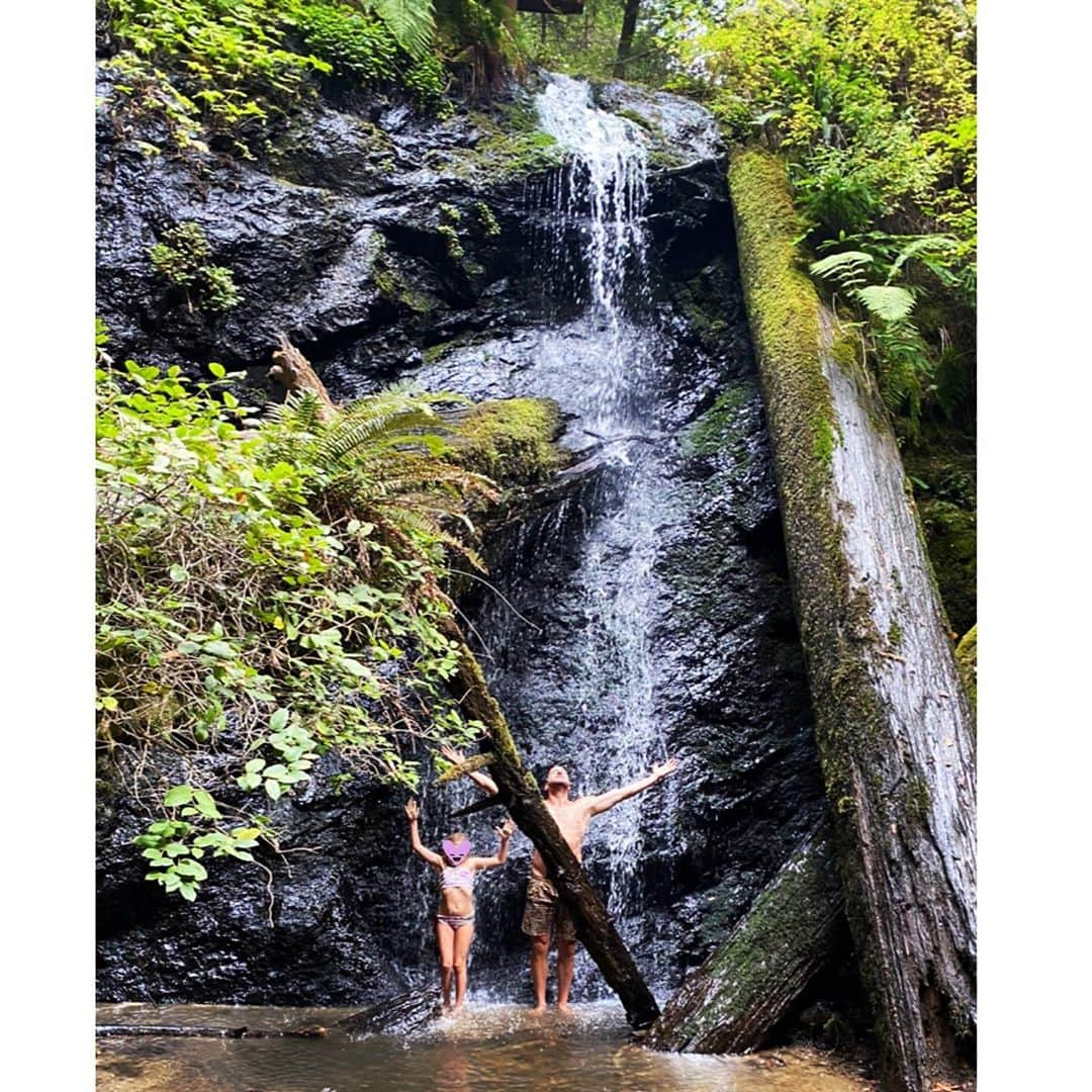 ライアン・ハンセンさんのインスタグラム写真 - (ライアン・ハンセンInstagram)「Took this zoom school thing on the road and we could not be Happier Campers!!@happiercamper  Had the most amazing time with our girls going up the California coast with a little zoom school and a lot of exploring ( WiFi wasn’t great in some spots 🤷🏼‍♂️)  Love my girls so much!!! ❤️❤️」9月22日 10時53分 - hiryanhansen