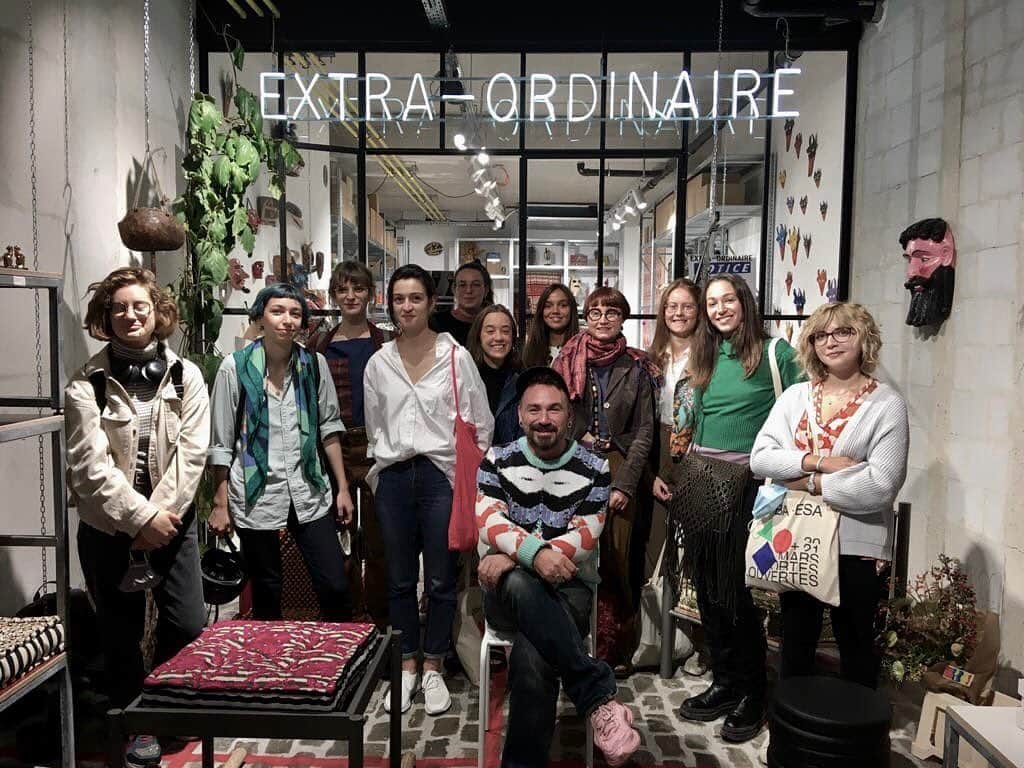 ジャンポールレスパナールのインスタグラム：「. Happy to announce the Launch of the collaboration with Bac3 students of the Textile Design course of Arba-esa. Through the @extra__ordinaire concept store. Throughout the academic year, the students will develop personal work inspired by the rich and unique universe that surrounds the manifesto! @design_textile_arba」