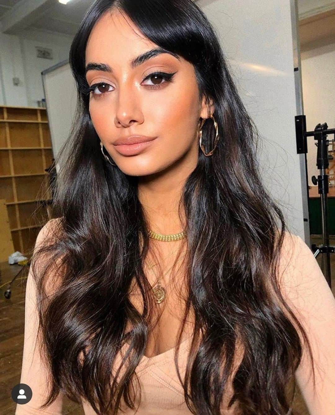 ghd hairさんのインスタグラム写真 - (ghd hairInstagram)「Boho babe waves ✨✨✨ recreate the look using the #ghdsoftcurltong for a tousled finish 👌 @natalia_edwardsandco   #ghd #ghdhairpro #ghd #bohowaves #beachywaves #beachwaves #brunettewaves #brunettehair #hairgoals」9月22日 2時48分 - ghdhair