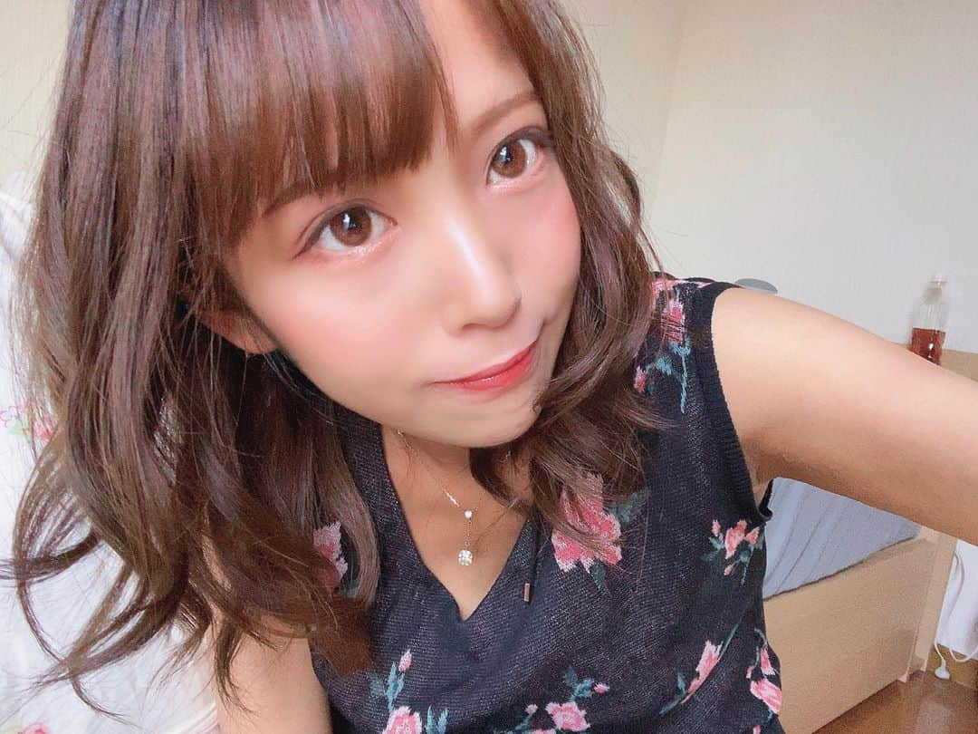 鈴木りんだのインスタグラム：「なんか知らんけど盛れた日だった #加工強め」