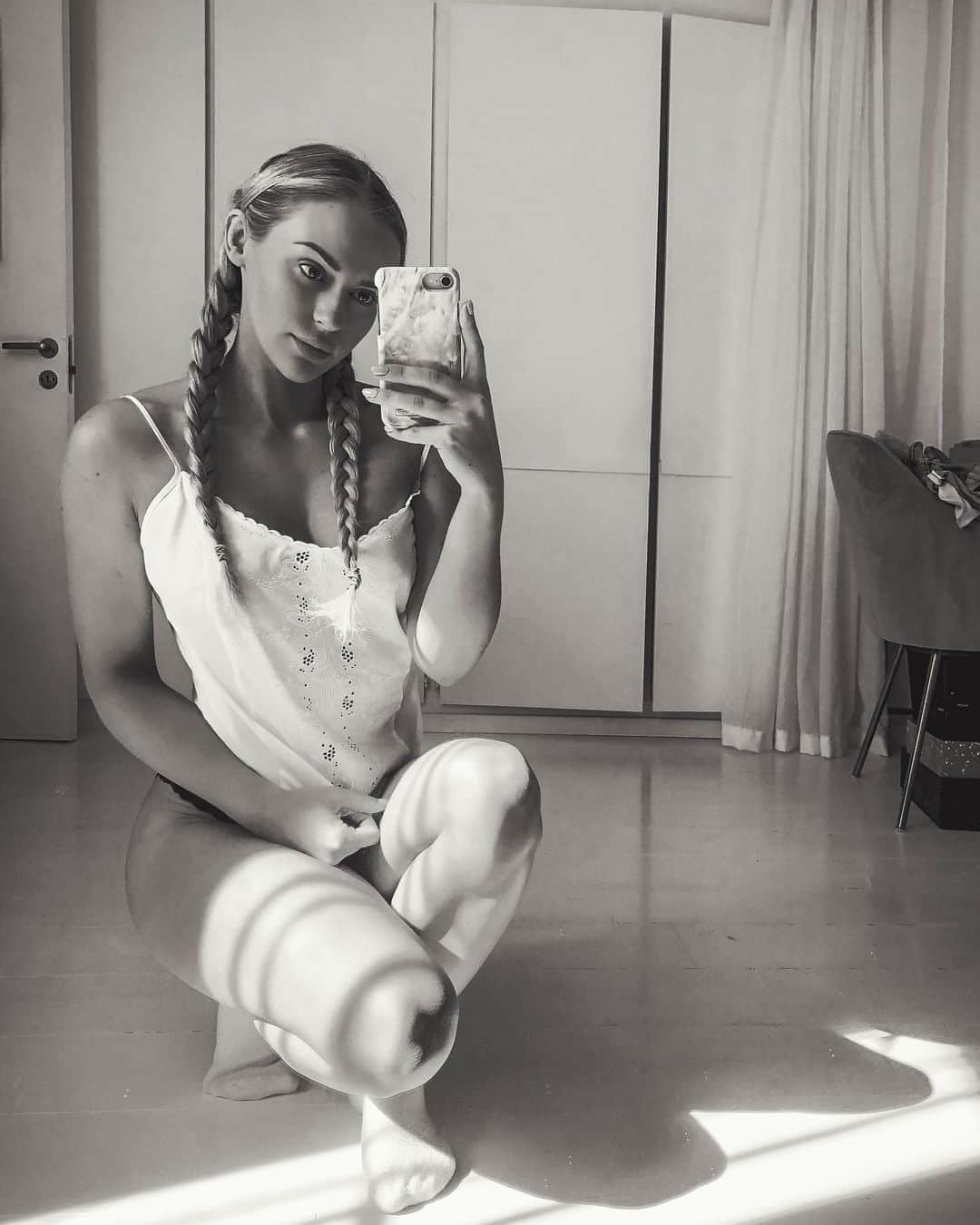 Anna Nyströmのインスタグラム：「Good night ☁️」