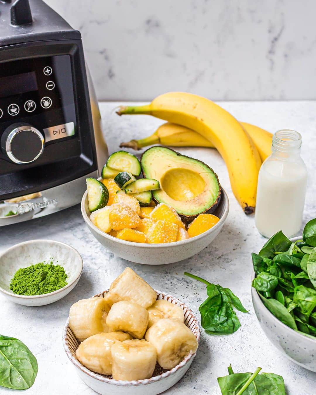 Vitamix Global Headquarters Real foodさんのインスタグラム写真 - (Vitamix Global Headquarters Real foodInstagram)「Before ➡️ After • 📸 + recipe by: @nourishing.amy • Matcha Mango Smoothie Bowl: 1 serving  Ingredients: 1 banana, frozen in chunks 100g frozen mango ½ ripe avocado 40g spinach 1 tsp matcha green tea powder Toppings: coconut yoghurt, granola, fruit  Method: 1. Place all the smoothie bowl ingredients in the Vitamix and blend until creamy, using the tamper to smooth everything down. 2. Pour into a coconut bowl and serve with your favorite toppings. • #nourishingamy #coconutbowls #vitamix #smoothiebowl #recipe #smoothie #blender #avocado #banana #spinach #myvitamix」9月22日 5時48分 - vitamix