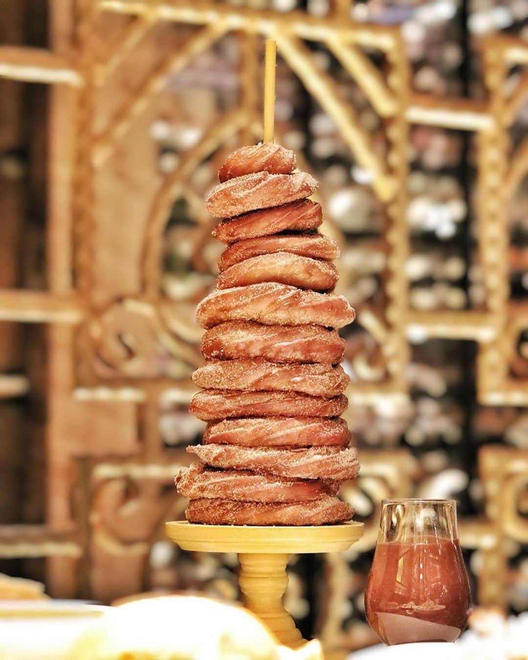 The Venetian Las Vegasさんのインスタグラム写真 - (The Venetian Las VegasInstagram)「We like our churros piled high with the Churro Tower at @chicarestaurants. #vegas #dining #churros」9月22日 6時00分 - venetianvegas