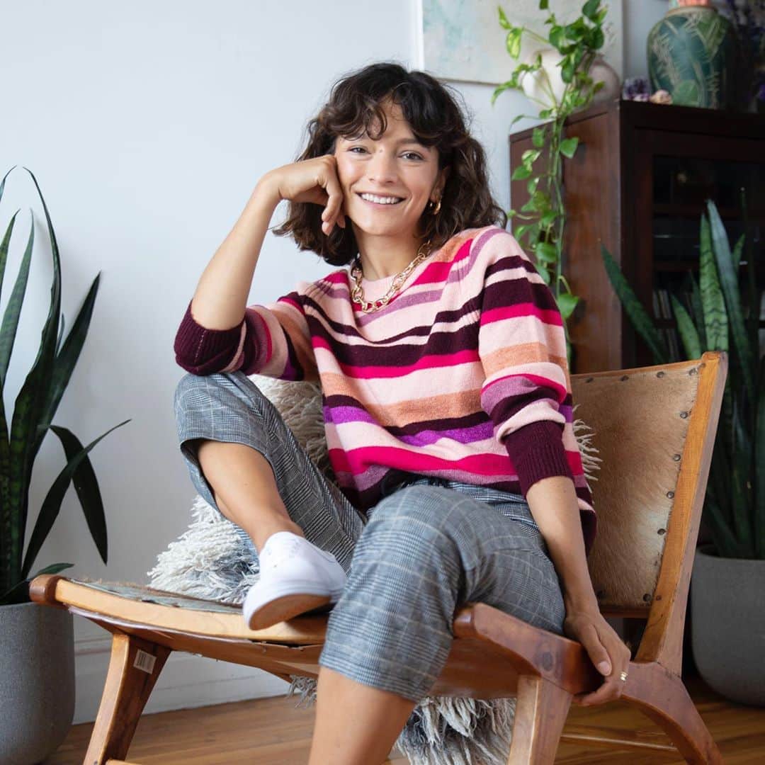 Target Styleのインスタグラム：「Sunny with a chance of sweaters in the morning and short sleeves in the afternoon. 🧶 #ANewDay」