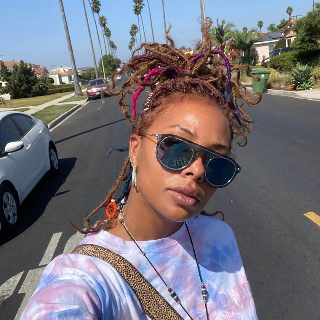 エヴァ・マルセルさんのインスタグラム写真 - (エヴァ・マルセルInstagram)「🌴 🌻🌴 it’s Slauson Heax」9月22日 6時45分 - evamarcille