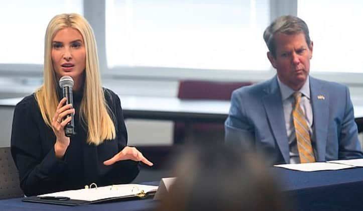 イヴァンカ・トランプさんのインスタグラム写真 - (イヴァンカ・トランプInstagram)「‪Today in Georgia, AG Barr and I announced the largest investment for trafficking support services in US history, OVER $100 Million in grants.   To the missing and trafficked across the Nation — we will never stop looking for you, we will not rest until you have justice! #EndTrafficking  📸: Official DOJ photographer 📸: Al Drago  @al_drago」9月22日 7時16分 - ivankatrump