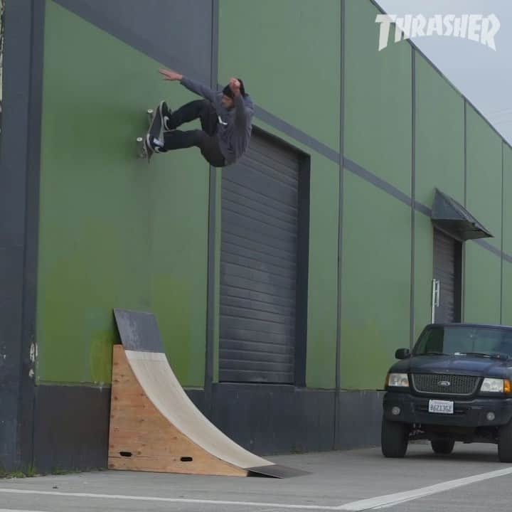 スラッシャーのインスタグラム：「👉🏾 @wheelbarrow unloads a terabyte worth of BAILED SWEEPERS for the @creaturefiends 🧟‍♂️ Part playing on all Thrasher channels 📡」