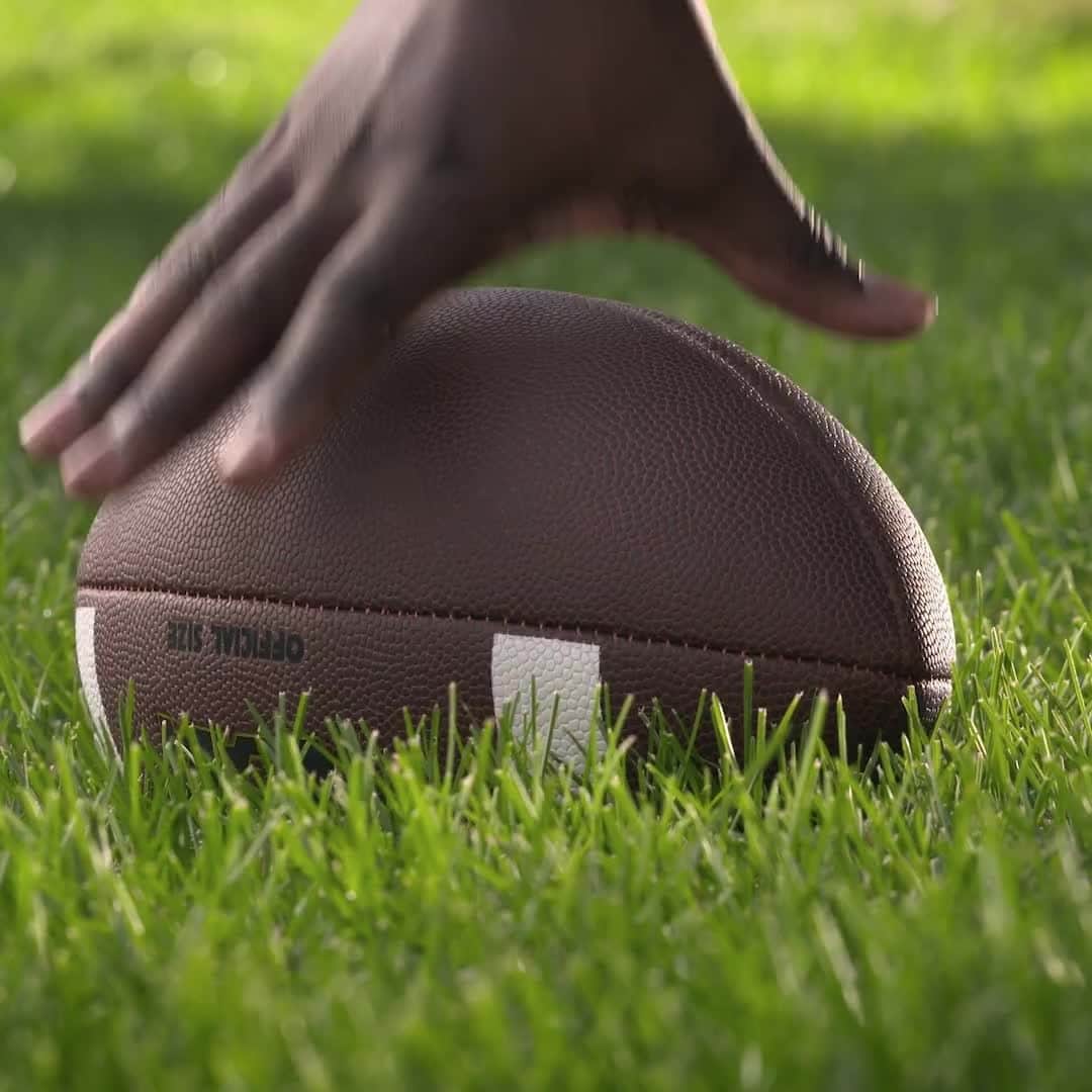 ジョンソンヴィルのインスタグラム：「Calling all diehard @SEC football fans: Are you planning creative ways to tailgate at home this season? Homegating is the new tailgating in 2020, and we’re searching for some SEC Homegate Pros! Biweekly challenges will be posted to HomegateProContest.com for a chance to win some sweet prizes, including:  🏈 Your challenge entry featured on the SEC Network or Marty & McGee Show 🏈 $10,000 PAID homegating job on Johnsonville’s 2021 SEC Tailgating Tour 🏈 Attend an SEC Championship game 🏈 Pro cornhole board sets, grilling accessories, and a year supply of sausage  More details on how to enter at HomegateProContest.com   NO PURCHASE NECESSARY. A PURCHASE WILL NOT INCREASE YOUR CHANCES OF WINNING. Open to legal residents of the 50 US (D.C.), 18 +. Enter Contest by 10/4/20. See rules, including all entry requirements & prize descriptions at HomegateProContest.com. Void where prohibited.」