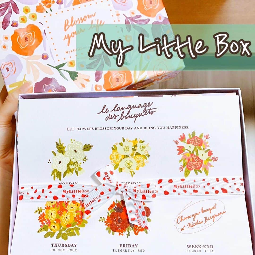 みき みーやんさんのインスタグラム写真 - (みき みーやんInstagram)「今月のMy Little Box @my_little_box_japan も めちゃくちゃ豪華やったー❤❤ まず花柄の箱が可愛すぎて開ける前から テンションマックス😏💕 . ラインナップは…❤ . My Little Box × Nicolai Bergmann﻿の オーガナイザー﻿とブローチ🌷﻿ . MAYBELLINENEWYORK @maybelline.japan  シャインコンパルジョン C SRD85﻿ ﻿（細かいゴールドラメが入っていてめちゃくちゃ綺麗！ 発色かなりいいからナチュラルにしたい人は 1回滑らせてなじませると🙆‍♀️ . mon Lou Lou liquidbutter﻿ モンルル ボディウォッシュ 1%﻿ ﻿. NIVEA﻿のリッチケア&カラーリップ　グロッシーベージュ﻿ （うすずきでほんのり大人色🤎🌷 スキンケアクリーム　シトラスウォーターの香り﻿ . . #mylittlebox#ベースメイク#コスメ#新コスメ#ハイライト#宝箱#skincare#美容オイル#ブローチ#Autumn#ニベアクリーム#美容垢#pr#スキンケア#モンルル#保湿ケア##メイク好き#ボディウォッシュ#makeup#ナチュラルメイク#コスメ垢#コスメレポ#cosme#マイリトルボックス#可愛い」9月22日 8時11分 - mi_yan0101