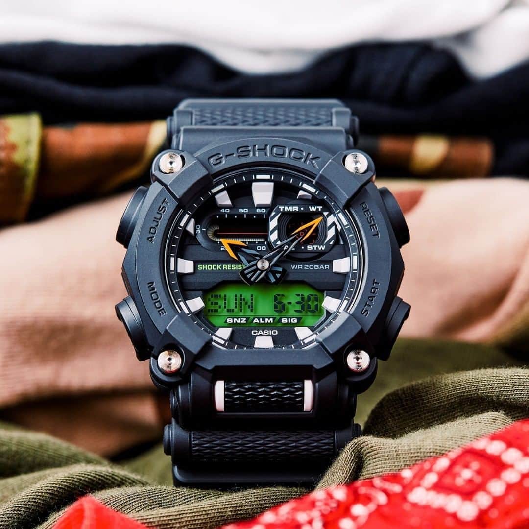 G-SHOCKさんのインスタグラム写真 - (G-SHOCKInstagram)「Rugged for the climb. Chill for the summit. This is the #GA900.」9月22日 8時19分 - gshock_us