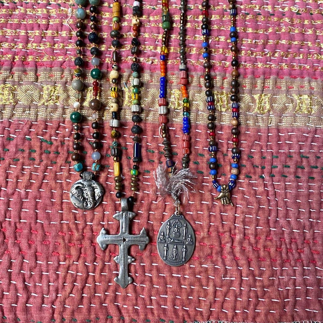 キャサリン ミッシェルさんのインスタグラム写真 - (キャサリン ミッシェルInstagram)「All our amulets and charms are available on one of a kind hand knotted necklace. You know you want it 🧚🏼‍♀️: info@catherinemichiels.com 💓#jewelryasmedecinecm #artisan #reclaimedmetal #amulet #pritectionn#lucky #love #oneofakind #elephant #buddha #prayer #cross #croix #men #mensjewelry #diamond」9月22日 8時47分 - catherinemichiels