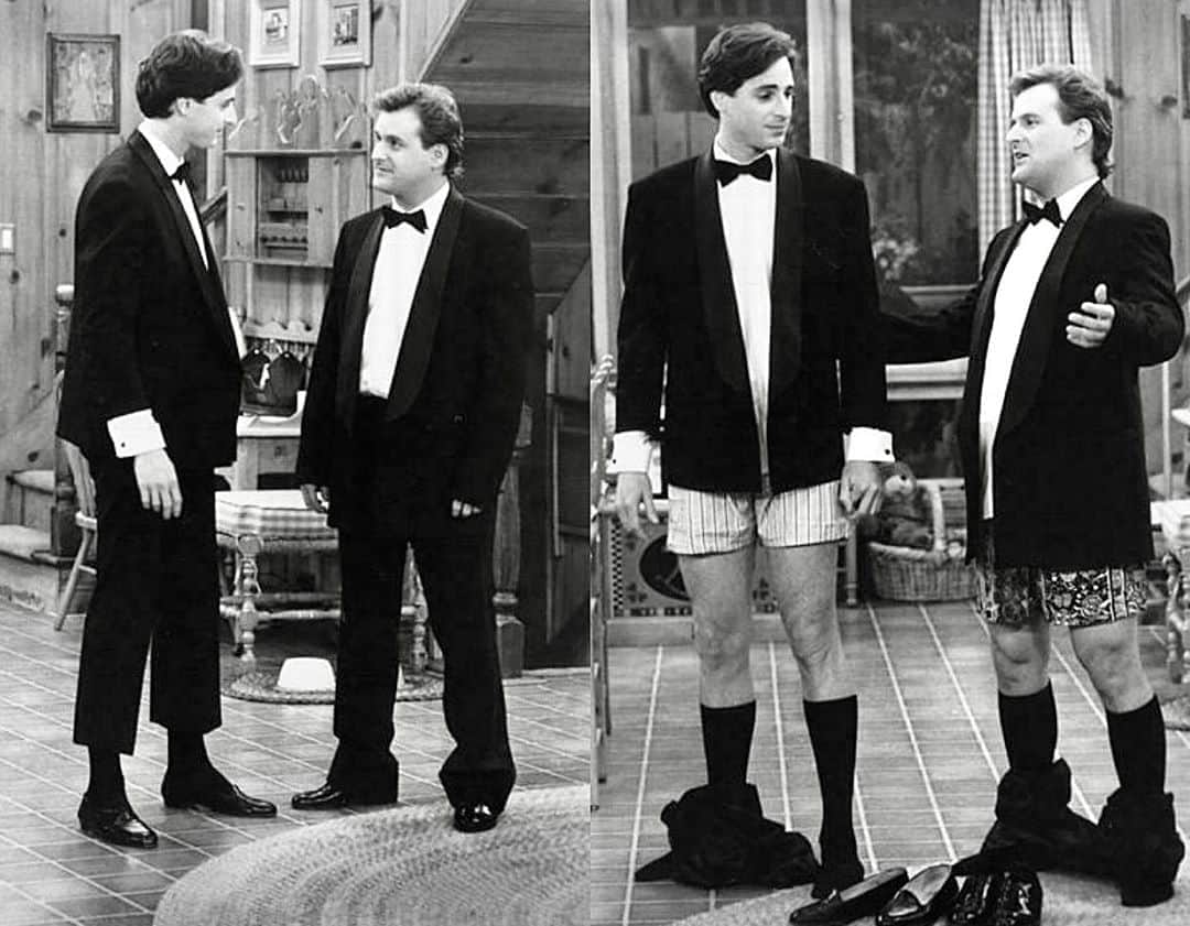 ボブ・サゲットのインスタグラム：「Happy Birthday Dave. I would say we didn’t know better back then when we did “Full House”… But we both know we did. Love you @dcoulier 🎉」