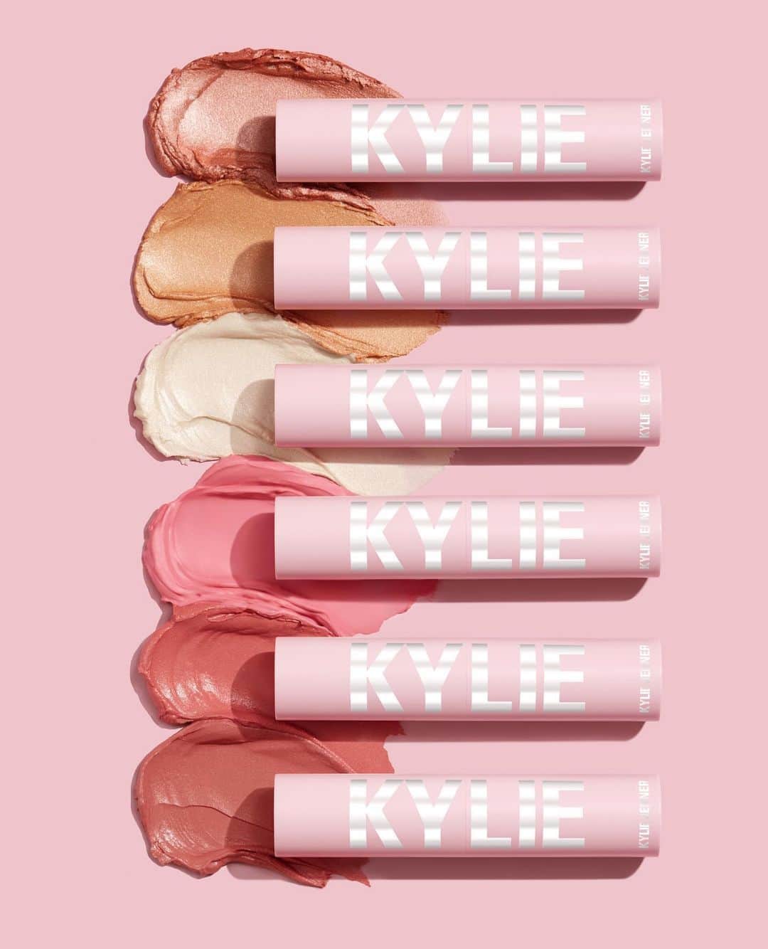 Kylie Cosmeticsさんのインスタグラム写真 - (Kylie CosmeticsInstagram)「Meet our NEW Blush and Kylighter sticks in the shades In My Feels, Better Half, Doin’ The Most and Out Of This World! 🌟 We’re also bringing back your fav Kendall x Kylie shades in Runway, Spotlight and Act Natural in new packaging. Launching this Friday 9.25 9am pst! 💗 KylieCosmetics.com⁠⠀ ⁠⠀ Shades shown top to bottom:⁠⠀ ✨ Out Of This World Kylighter⁠⠀ ✨ Doin' The Most Kylighter⁠⠀ ✨ Spotlight Kylighter⁠⠀ 💗 Better Half Blush⁠⠀ 💗 In My Feels Blush⁠⠀ 💗 Runway Blush⁠⠀」9月22日 9時02分 - kyliecosmetics